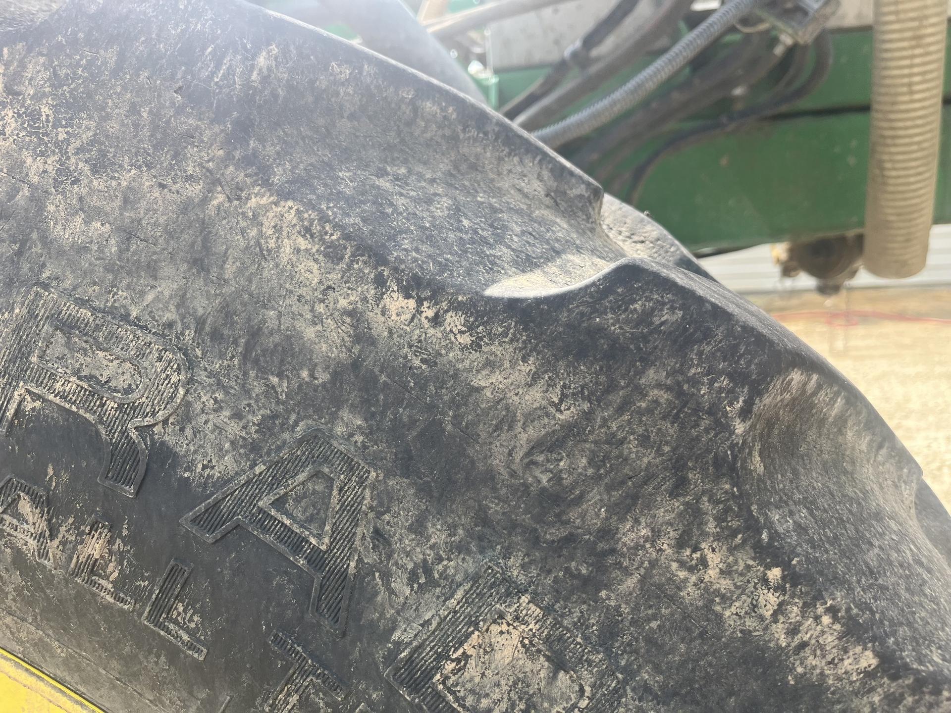 2019 John Deere R4030 Image