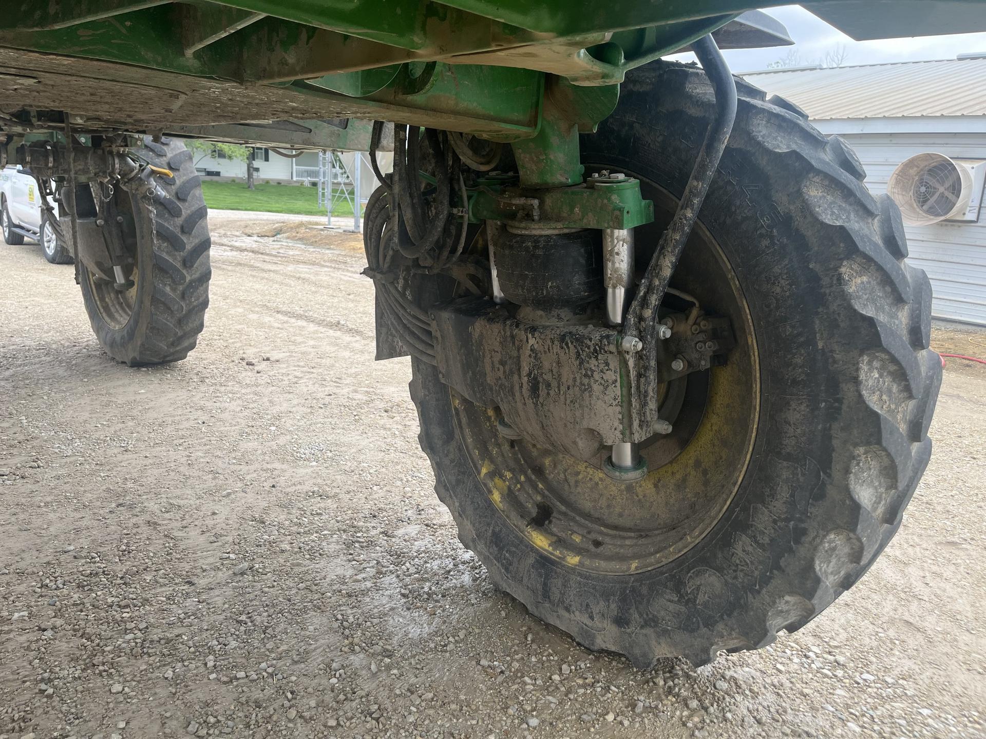 2019 John Deere R4030 Image