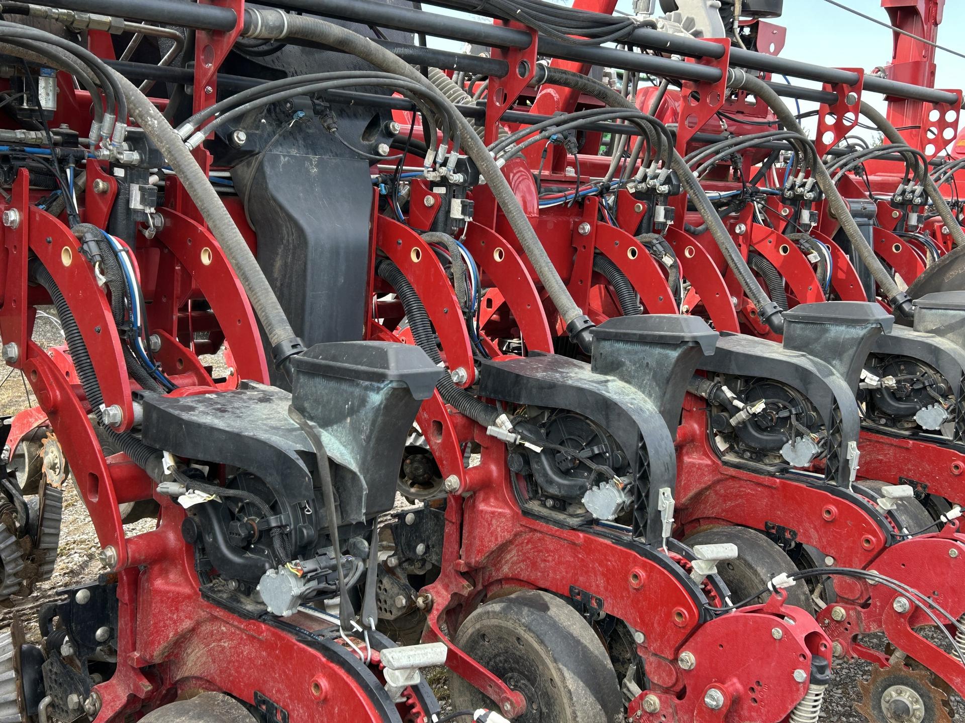 2022 Case IH 2150 Image