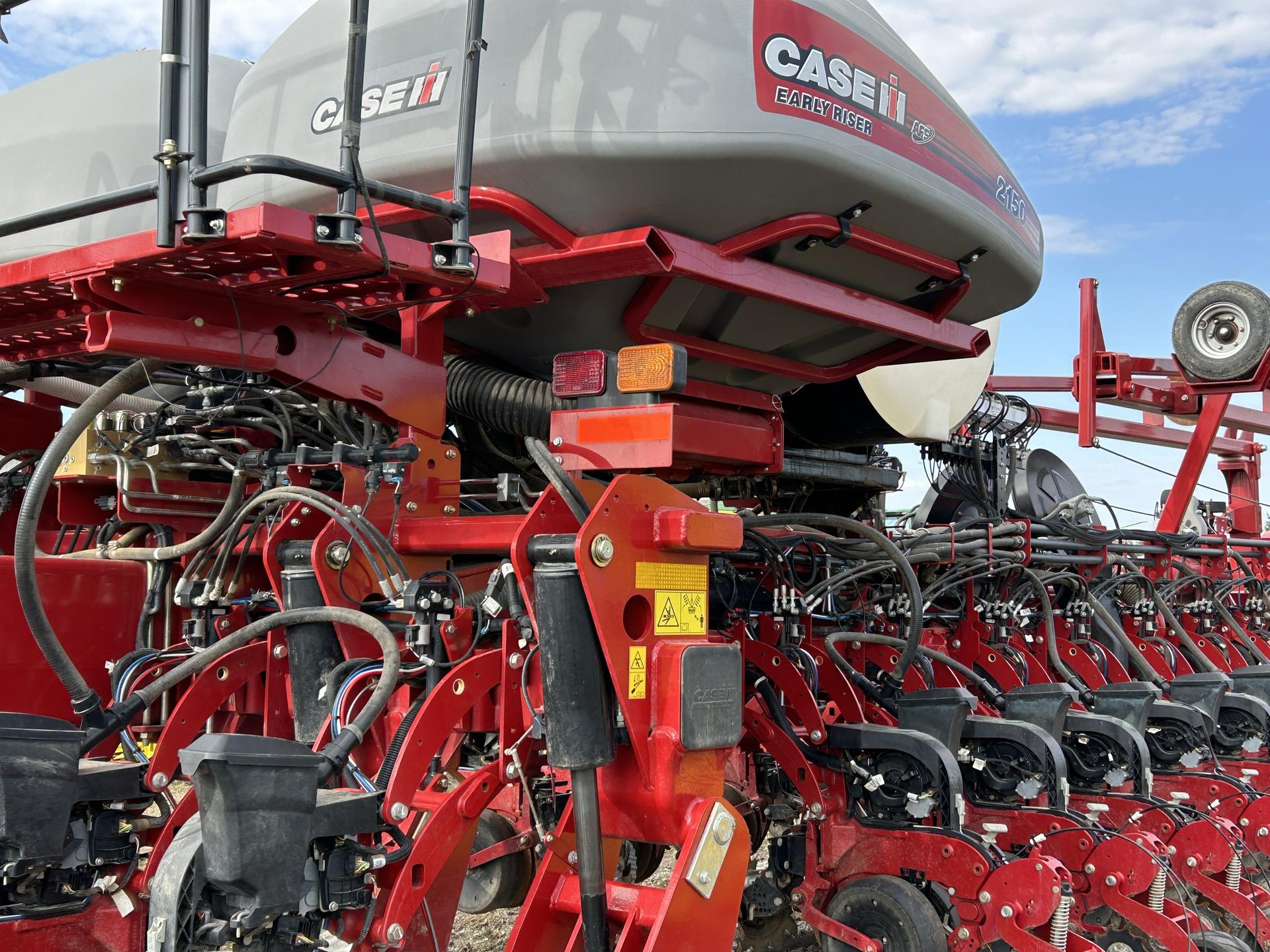 2022 Case IH 2150 Image