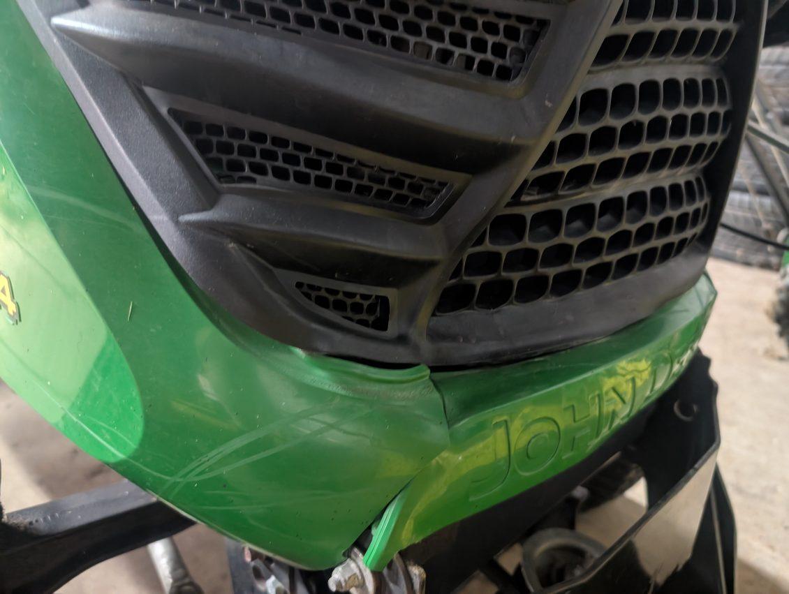 2015 John Deere X324 Image