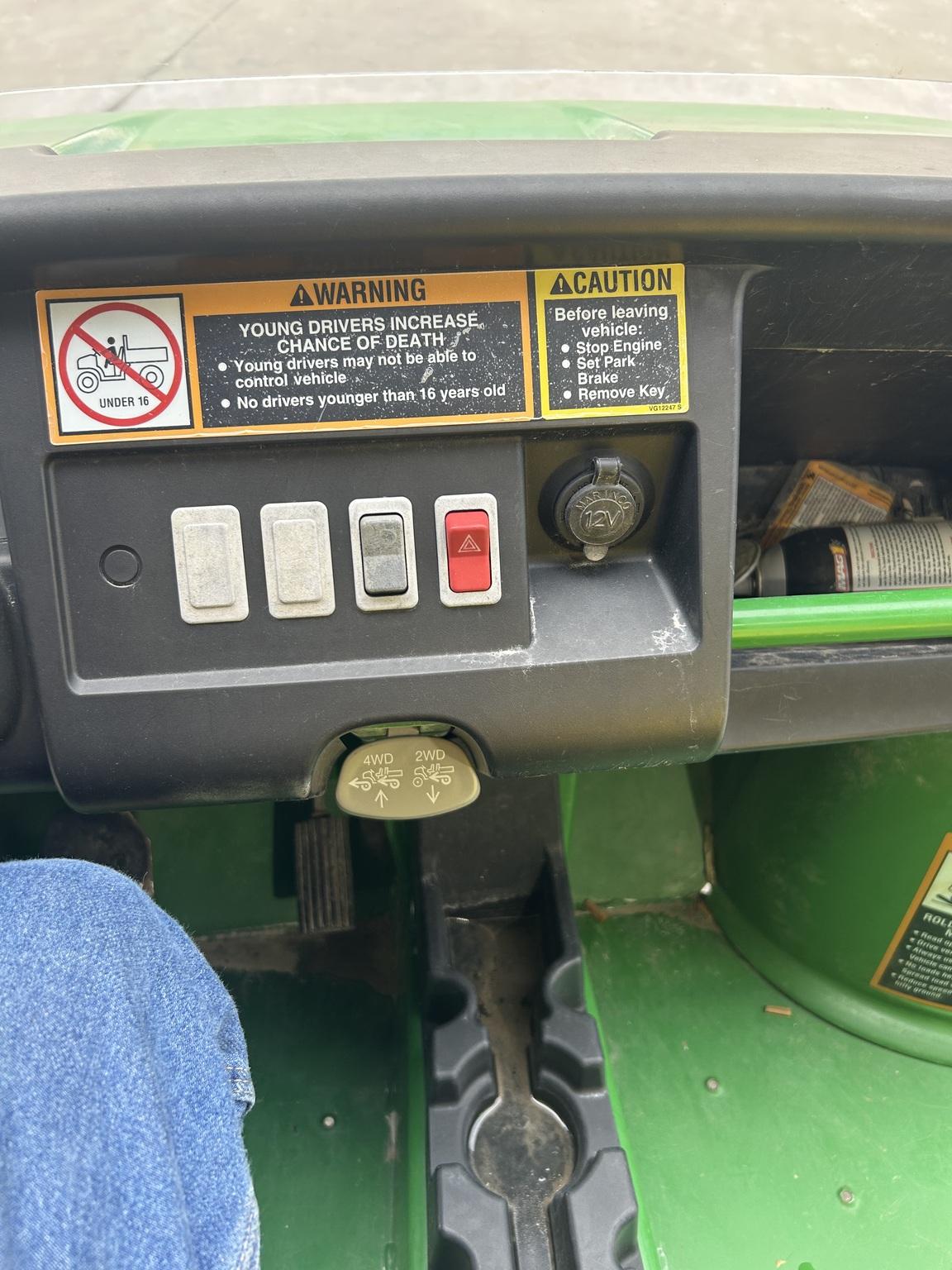 2004 John Deere HPX 4X4 Image