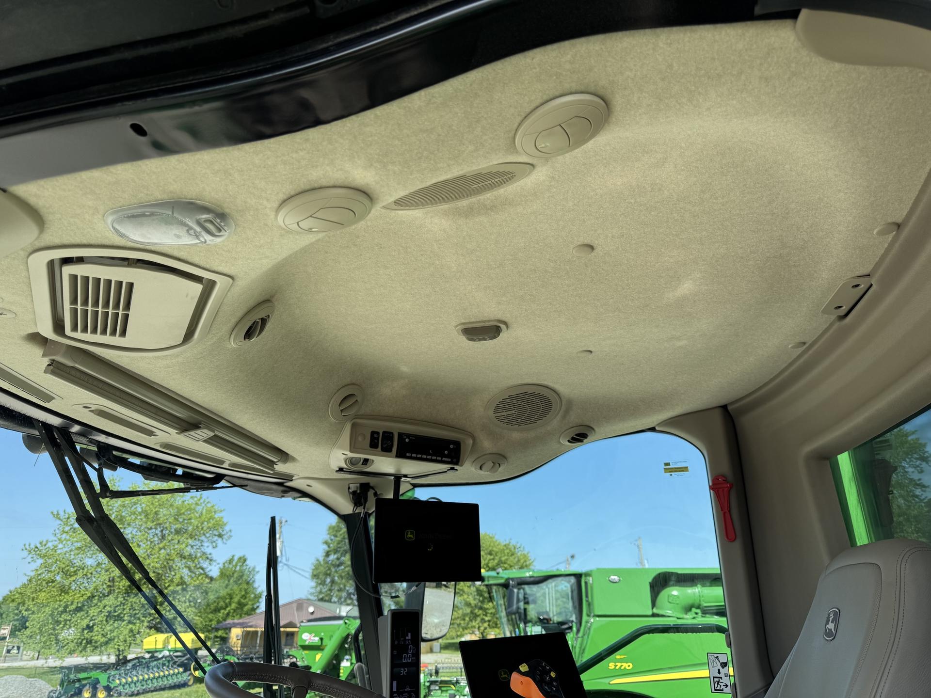 2024 John Deere S770 Image