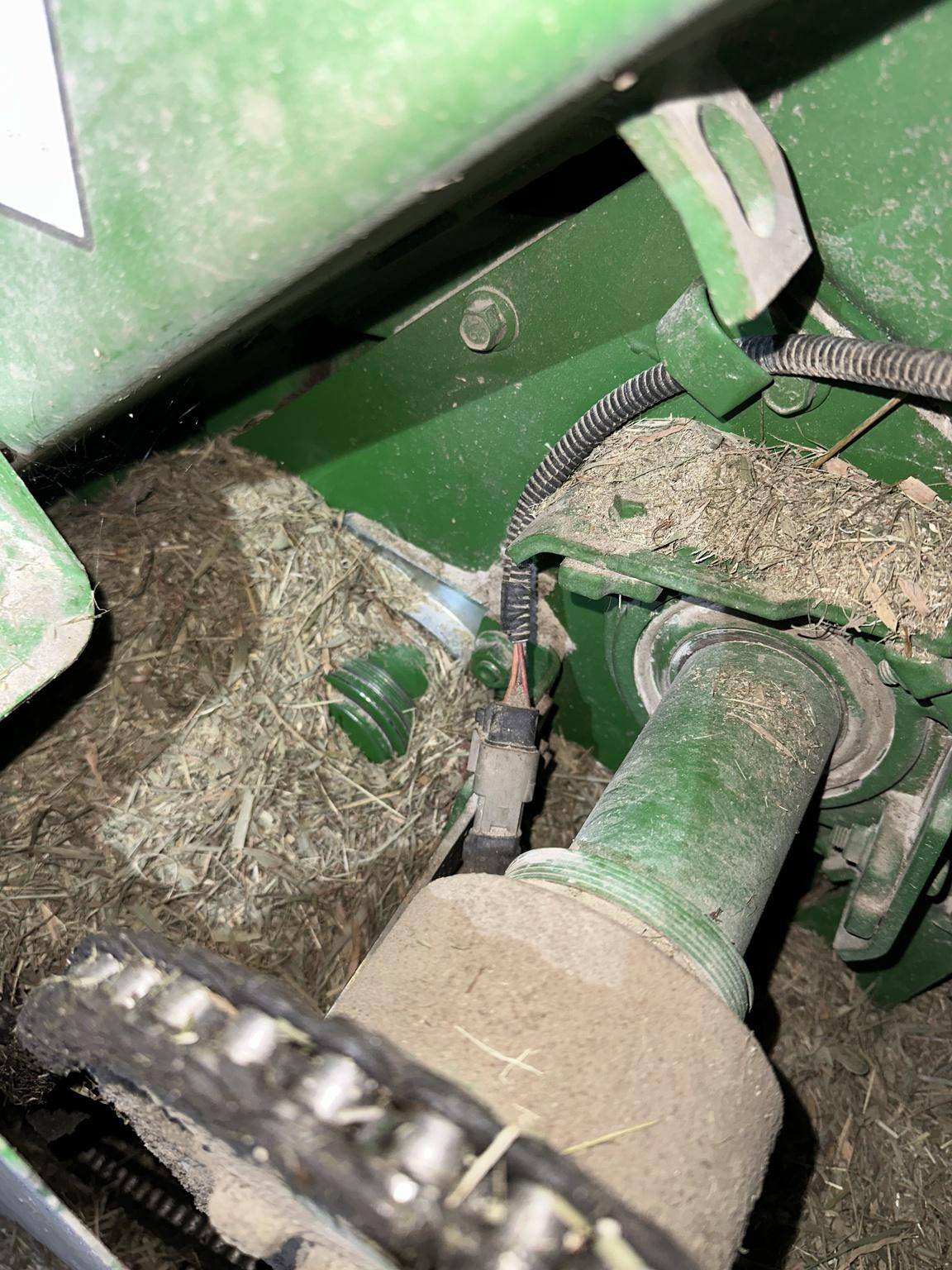2013 John Deere 569 Premium Image