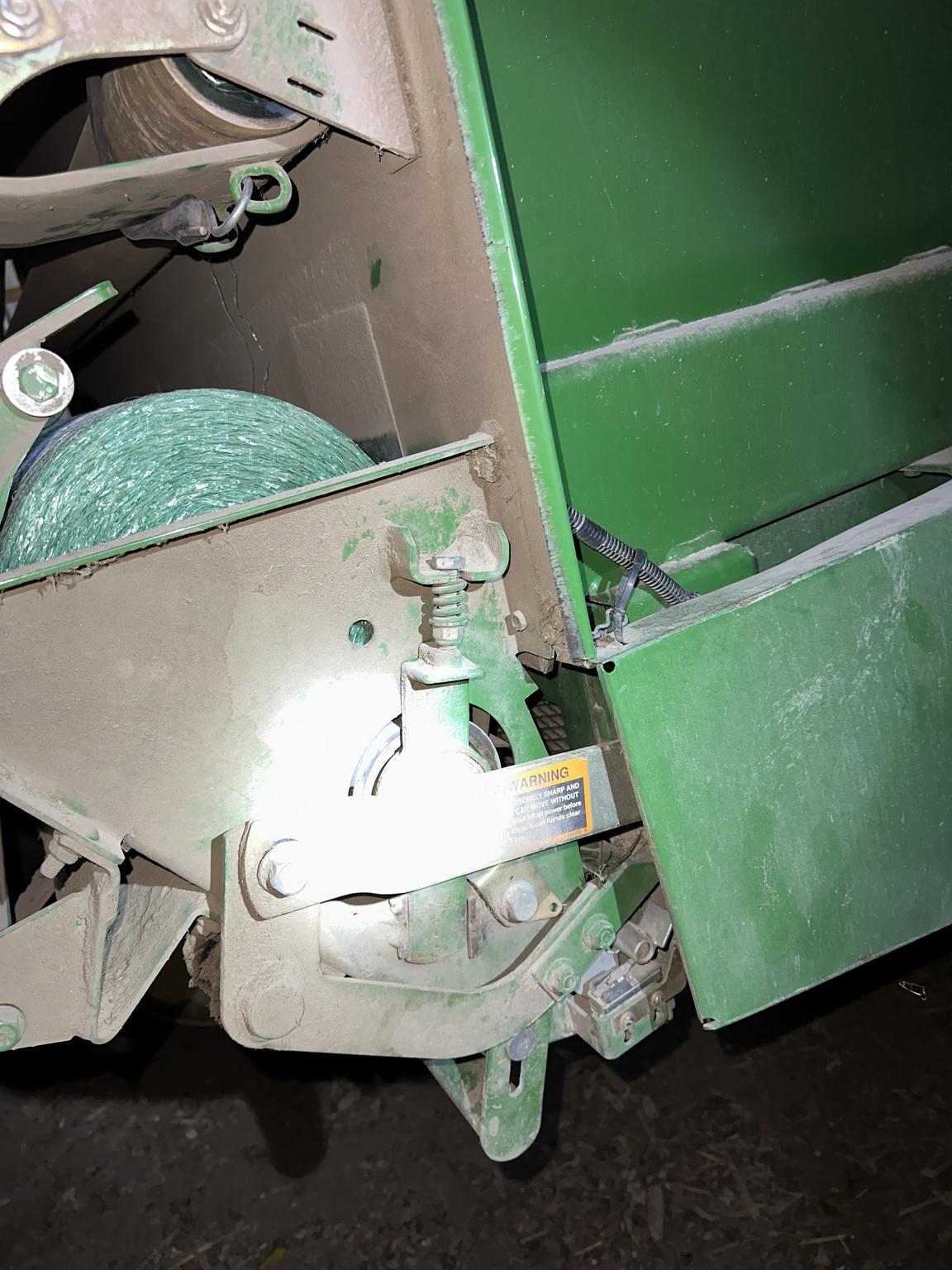 2013 John Deere 569 Premium Image