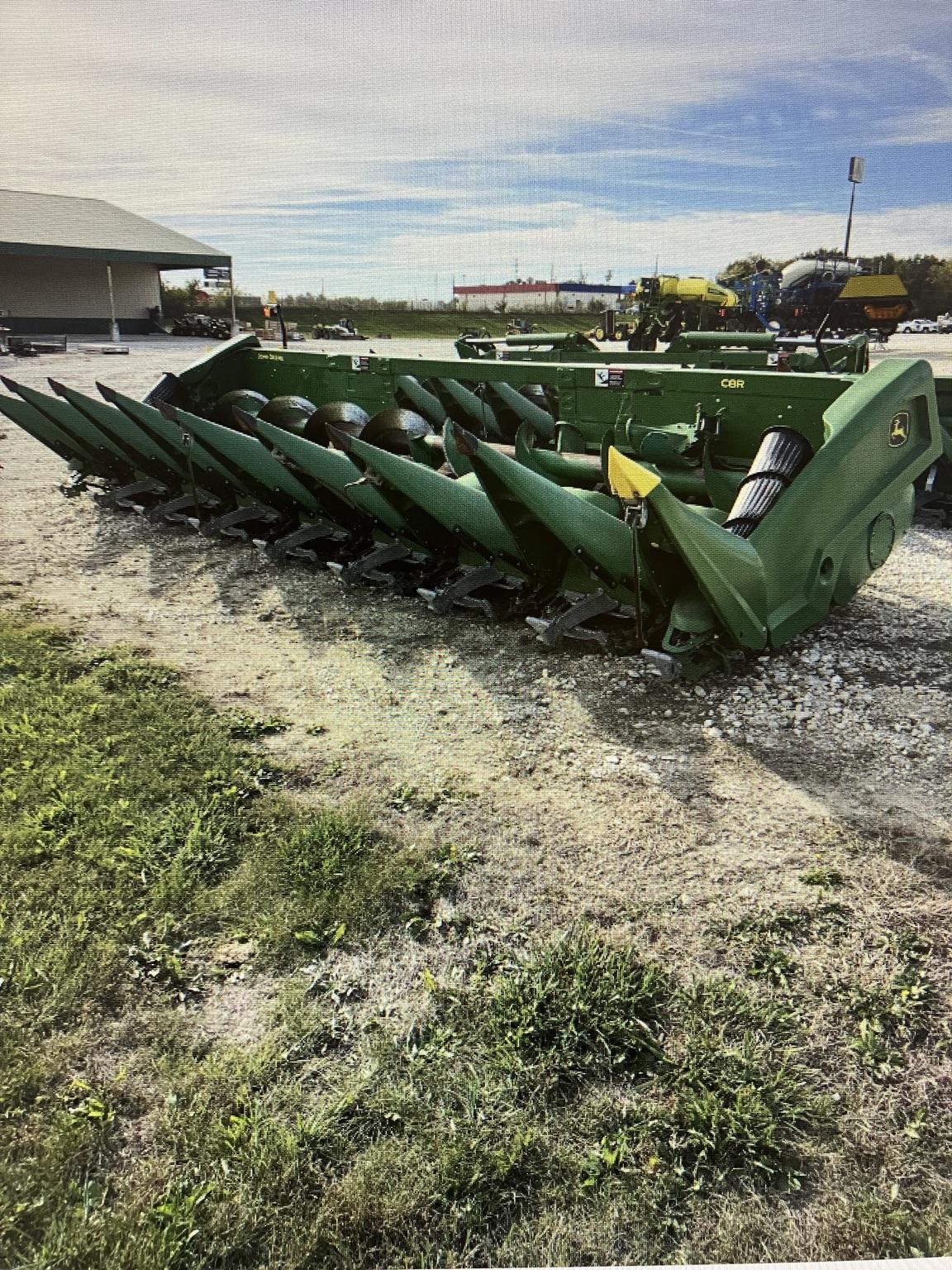 2022 John Deere C8R Image