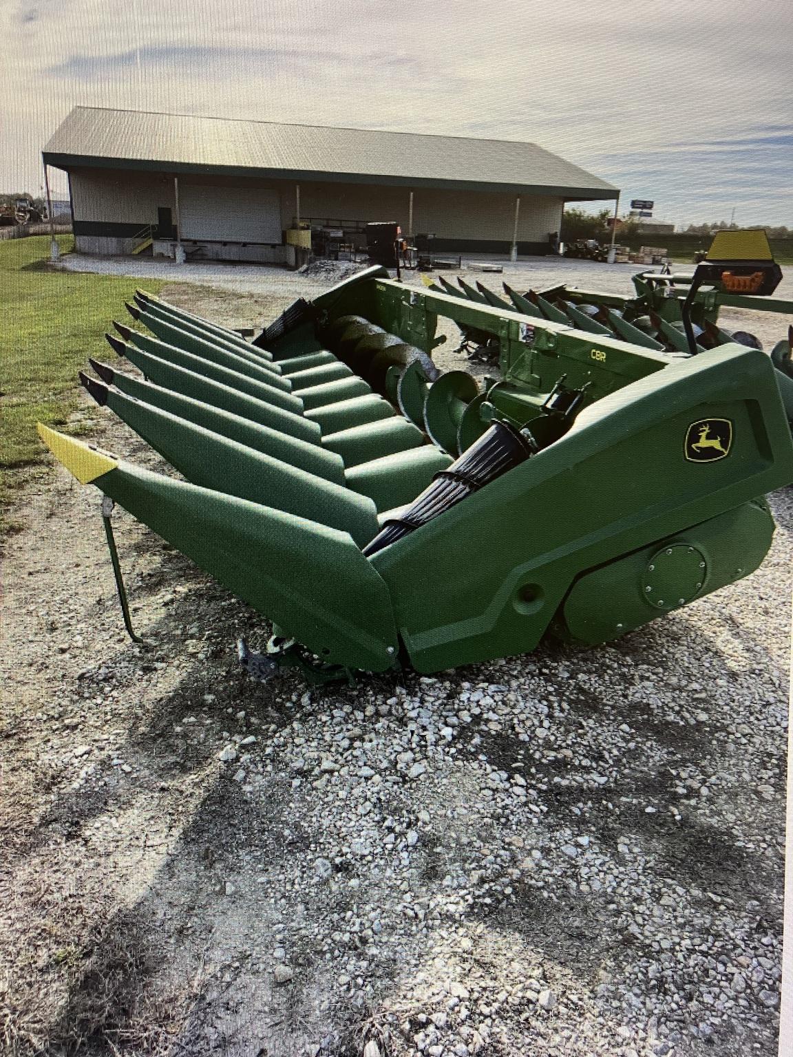 2022 John Deere C8R Image