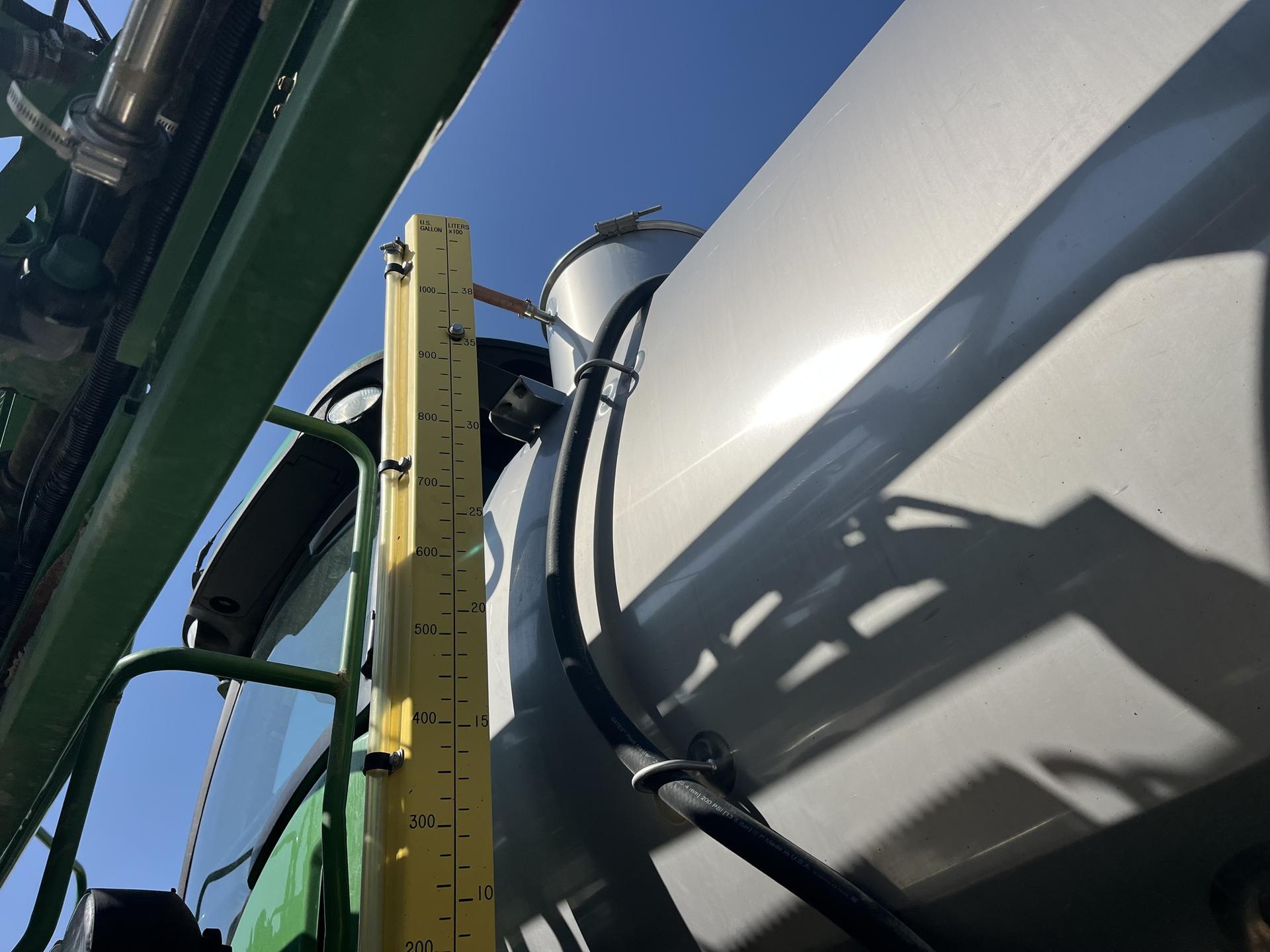 2017 John Deere R4038 Image