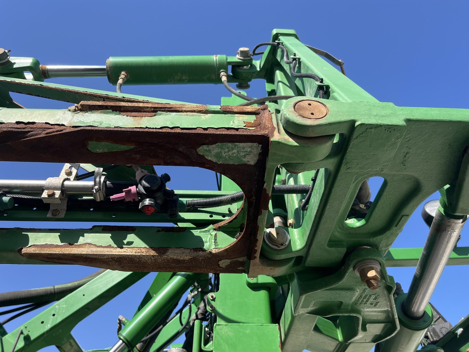 2017 John Deere R4038 Image