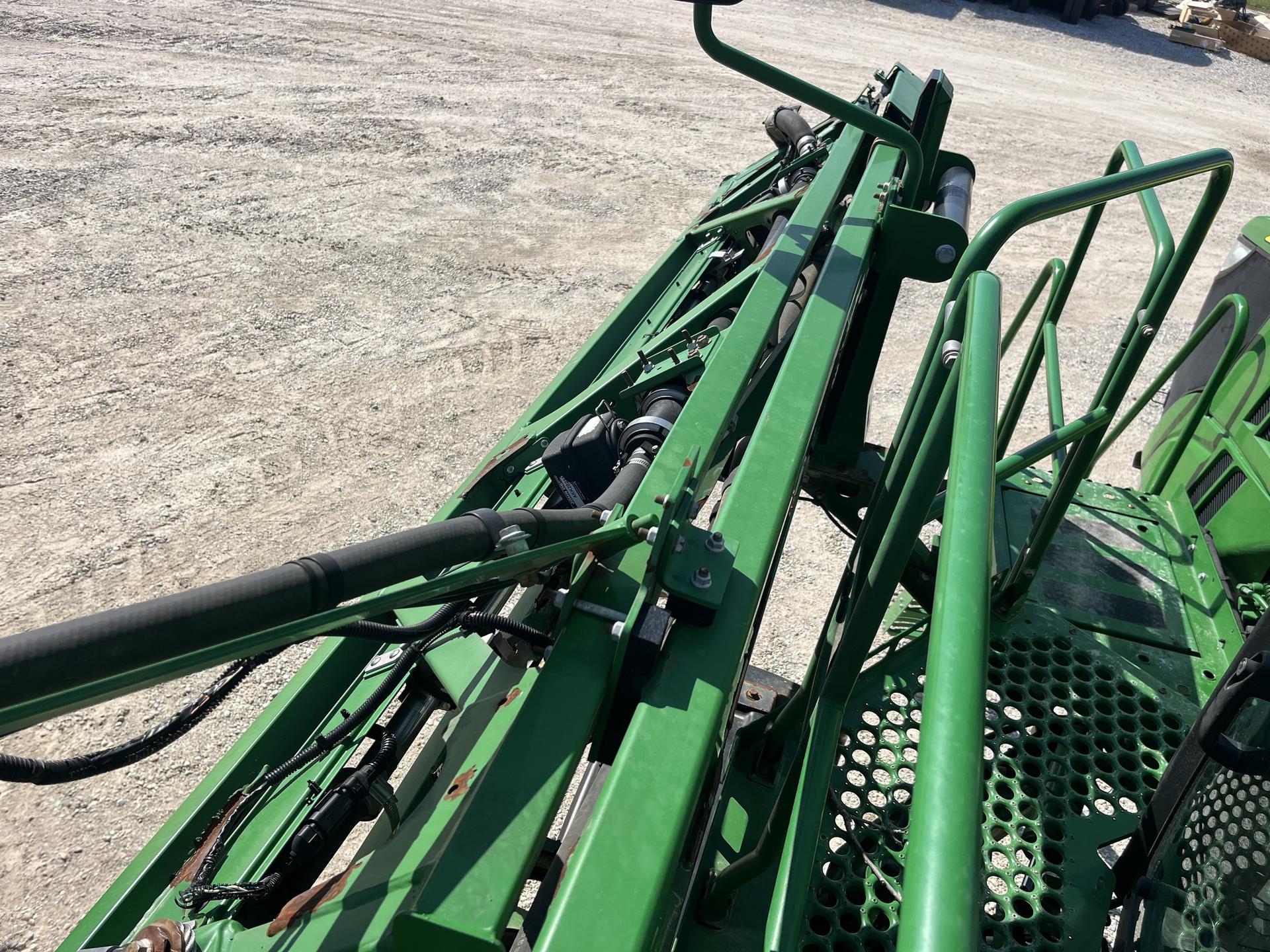 2017 John Deere R4038 Image