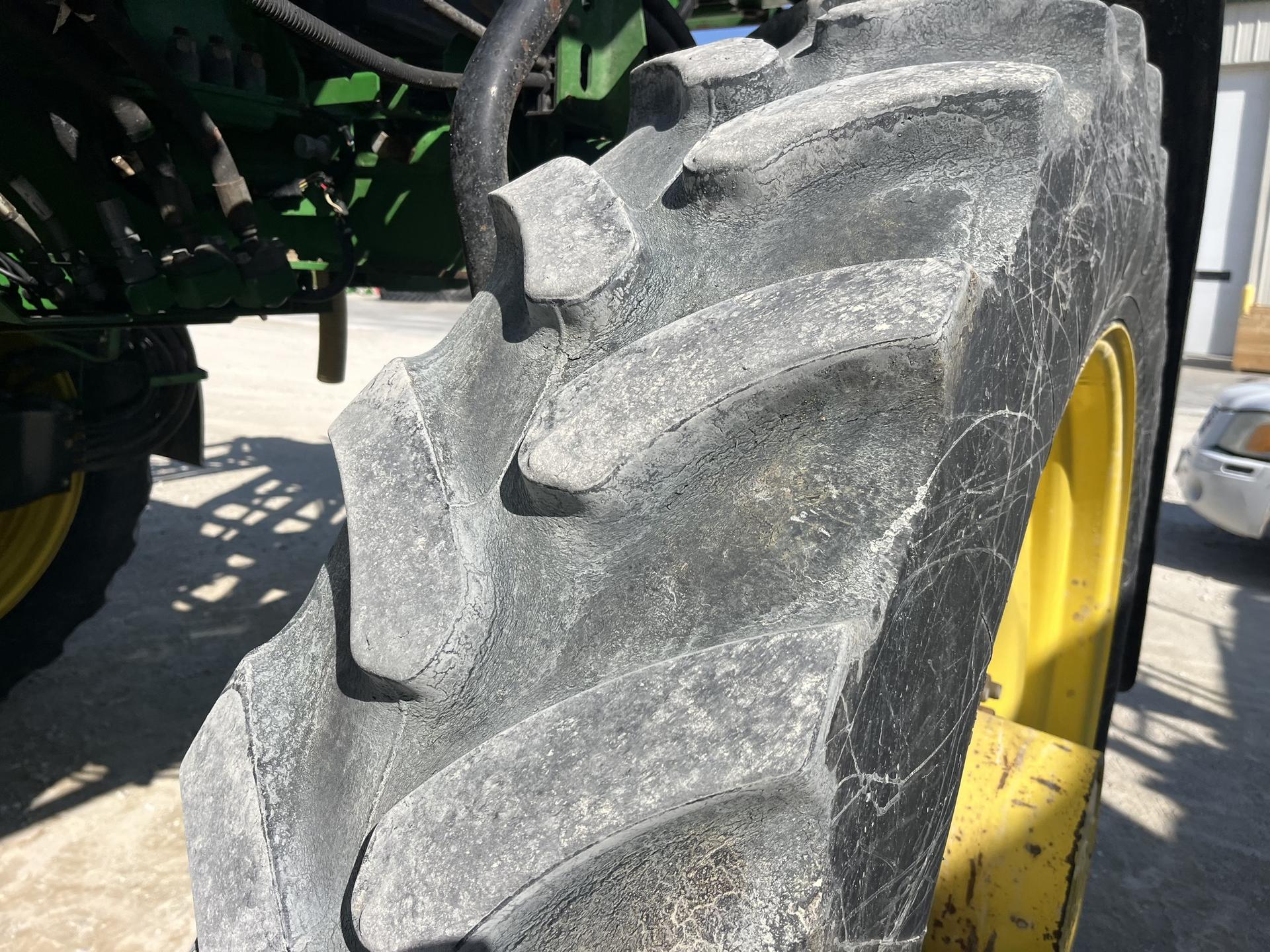 2017 John Deere R4038 Image