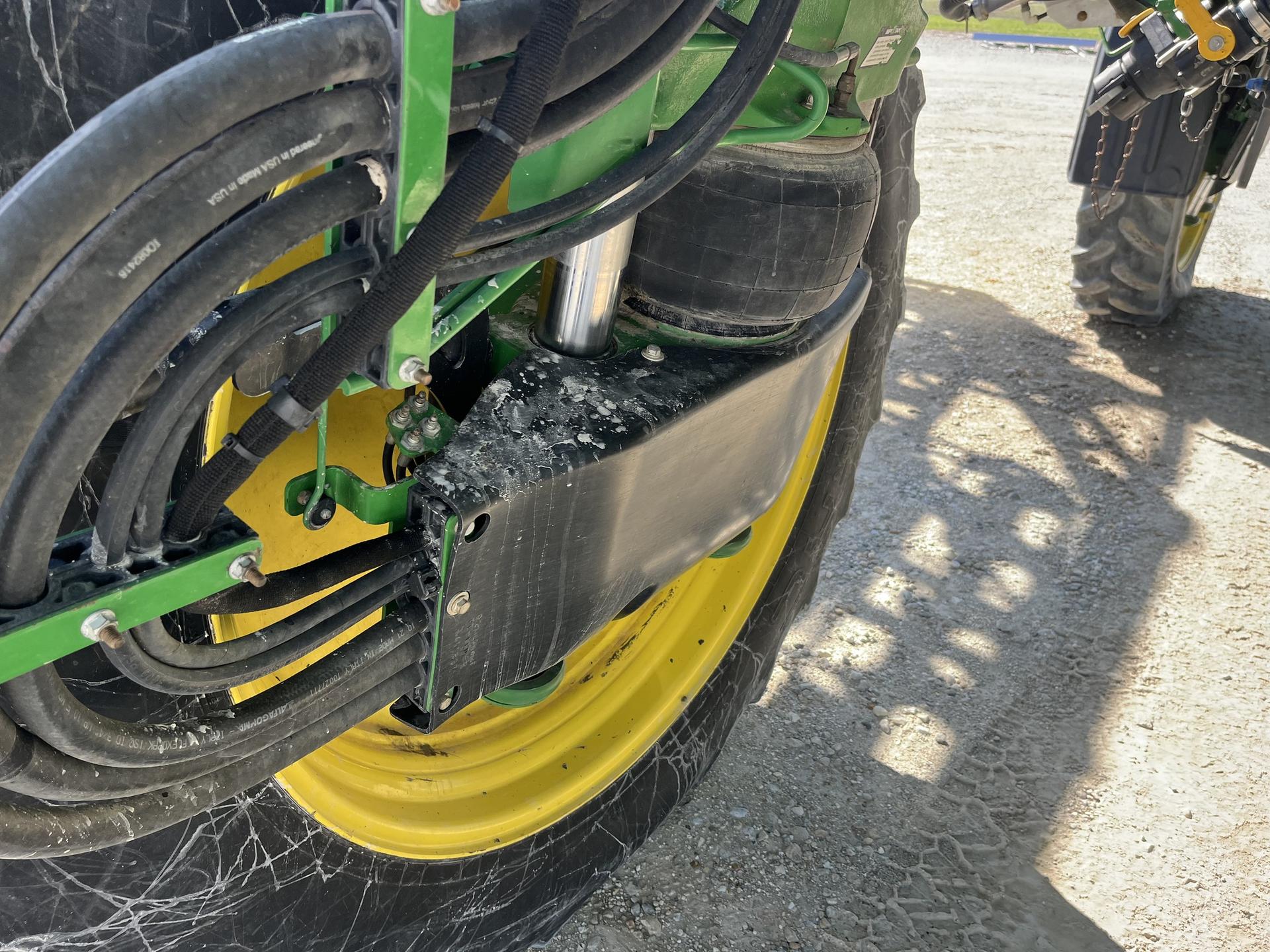 2017 John Deere R4038 Image