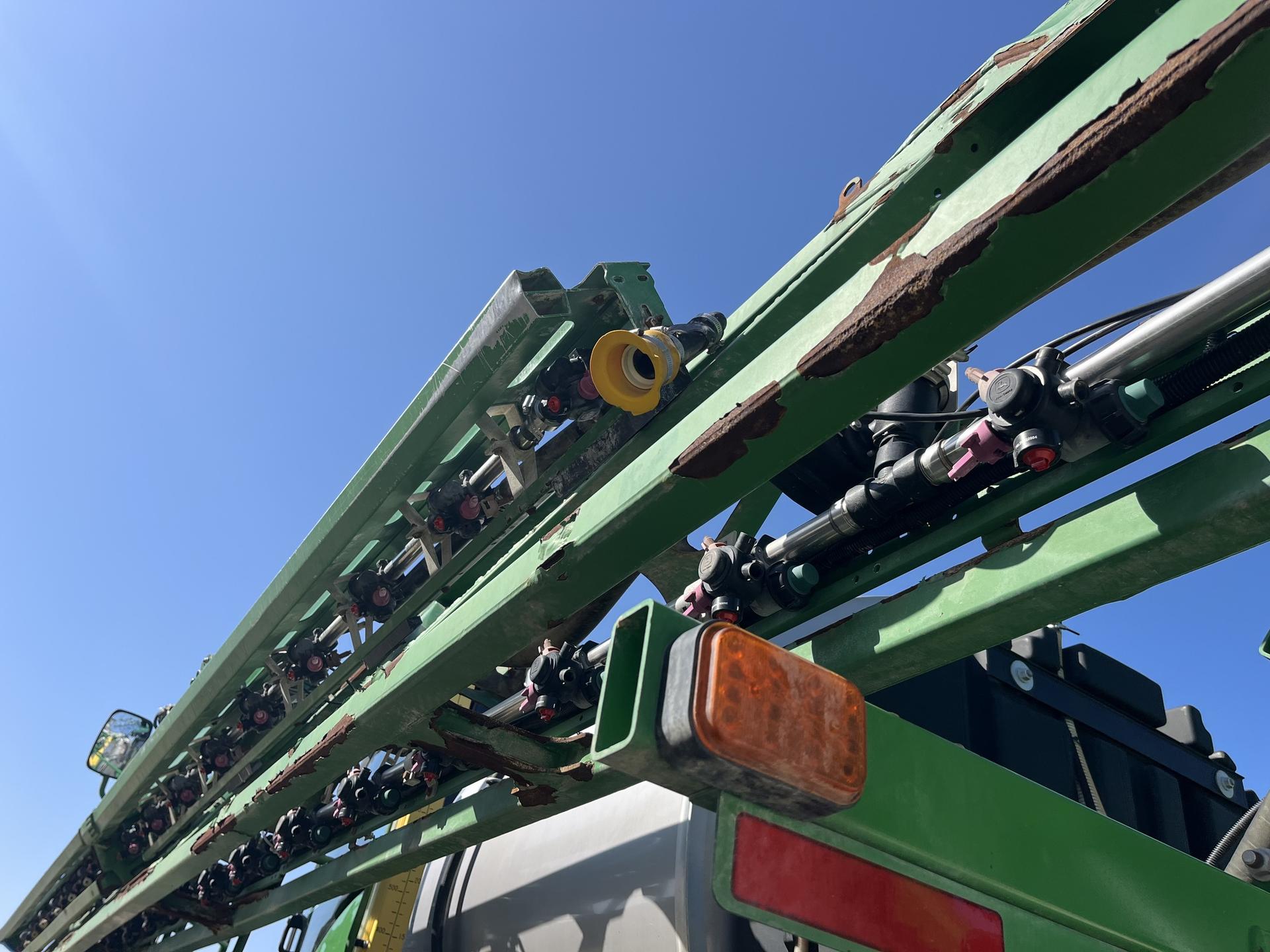 2017 John Deere R4038 Image