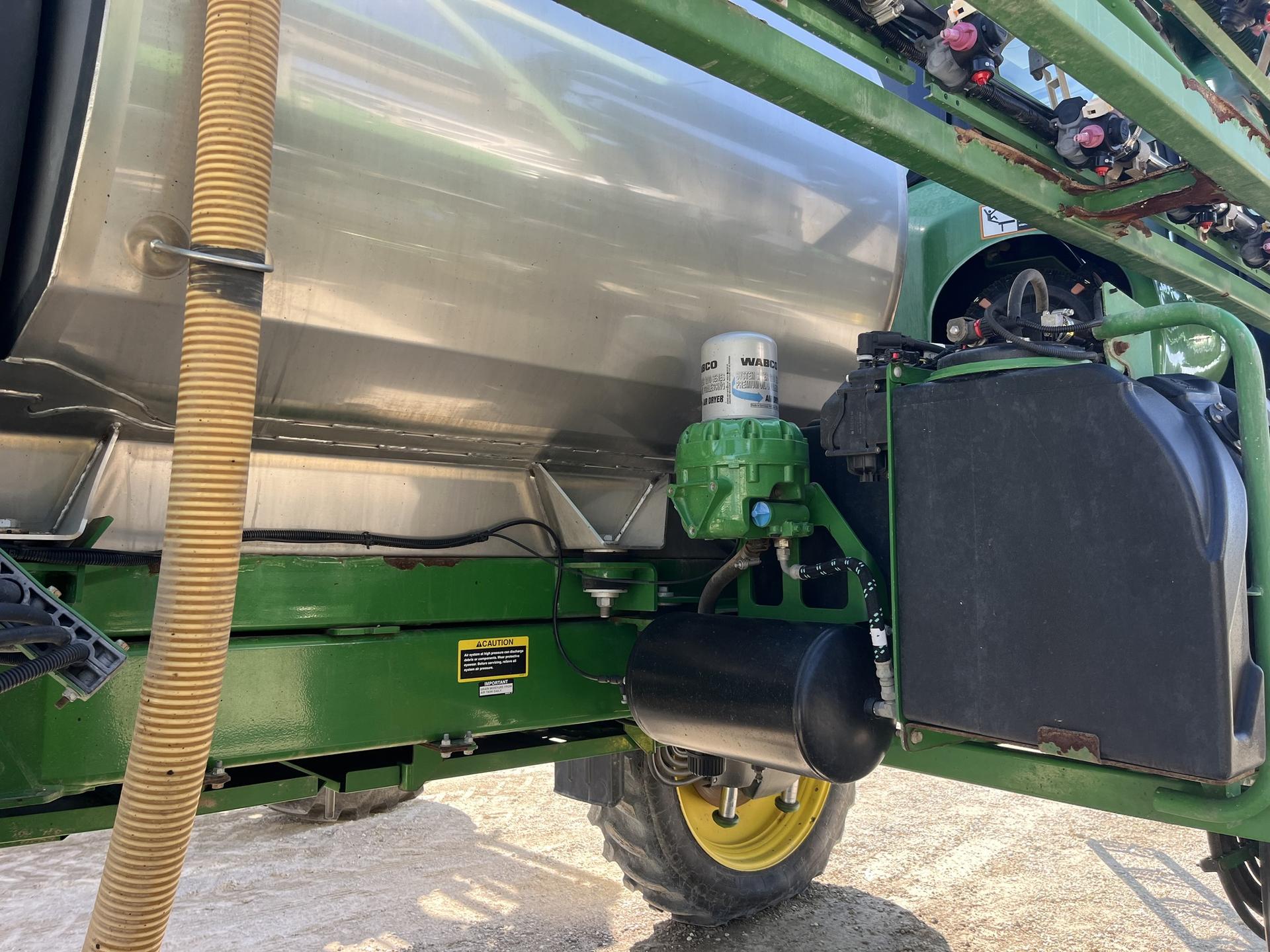 2017 John Deere R4038 Image