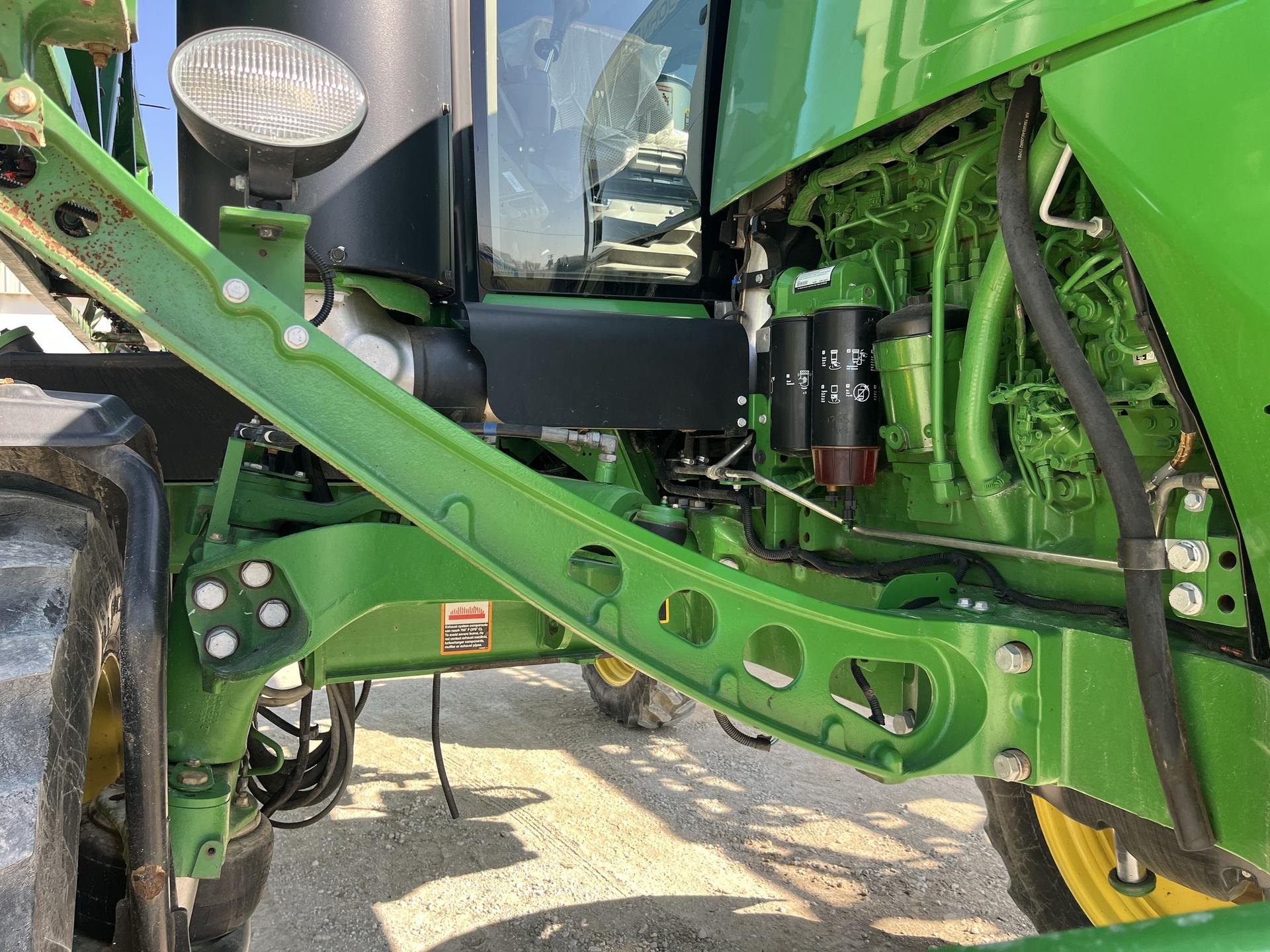 2017 John Deere R4038 Image