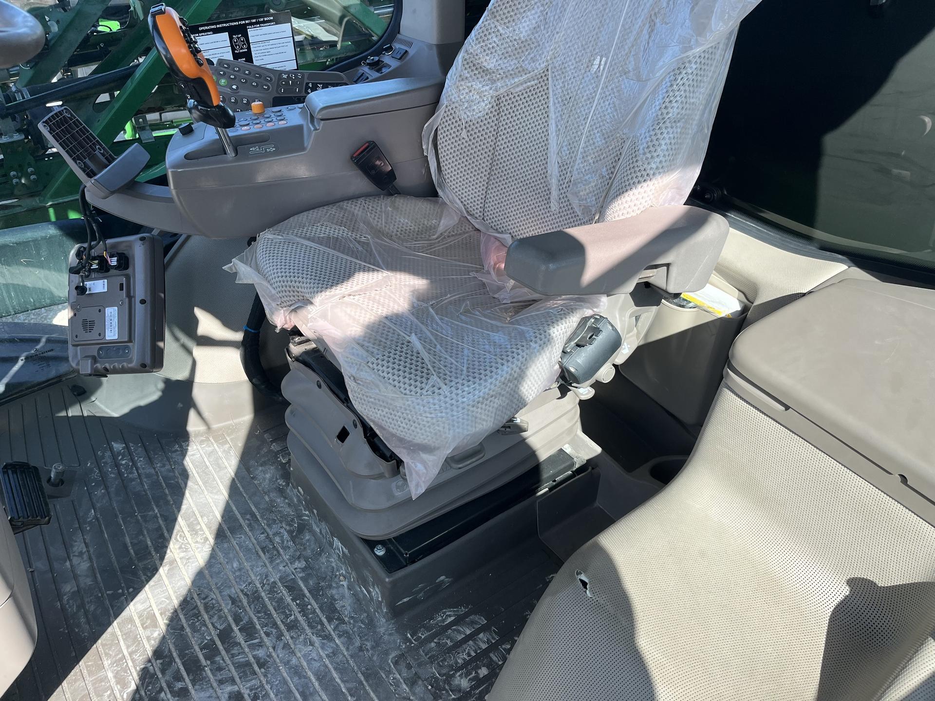 2017 John Deere R4038 Image