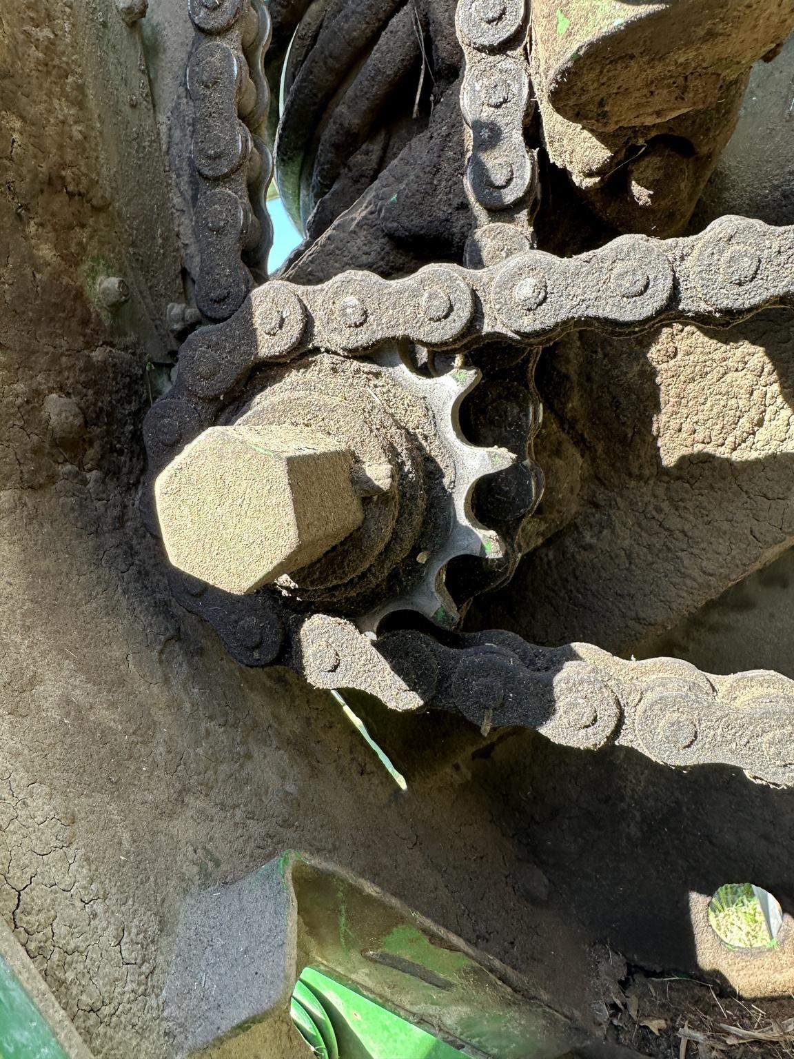 2019 John Deere 560M Image