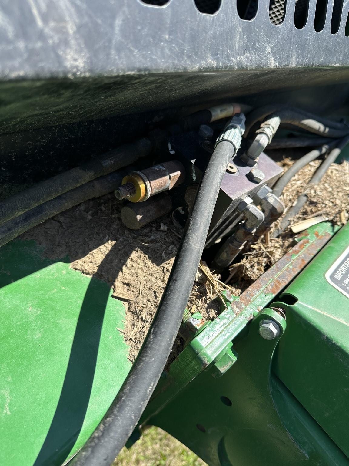 2019 John Deere 560M Image