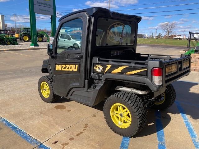 2023 John Deere XUV 835R Image