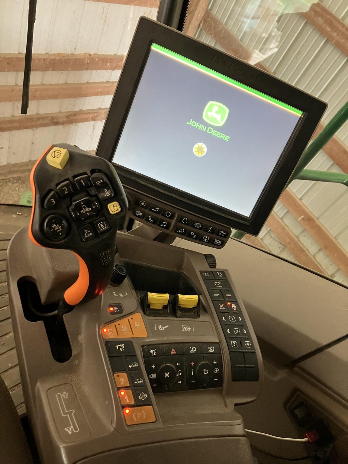 2018 John Deere S790 Image