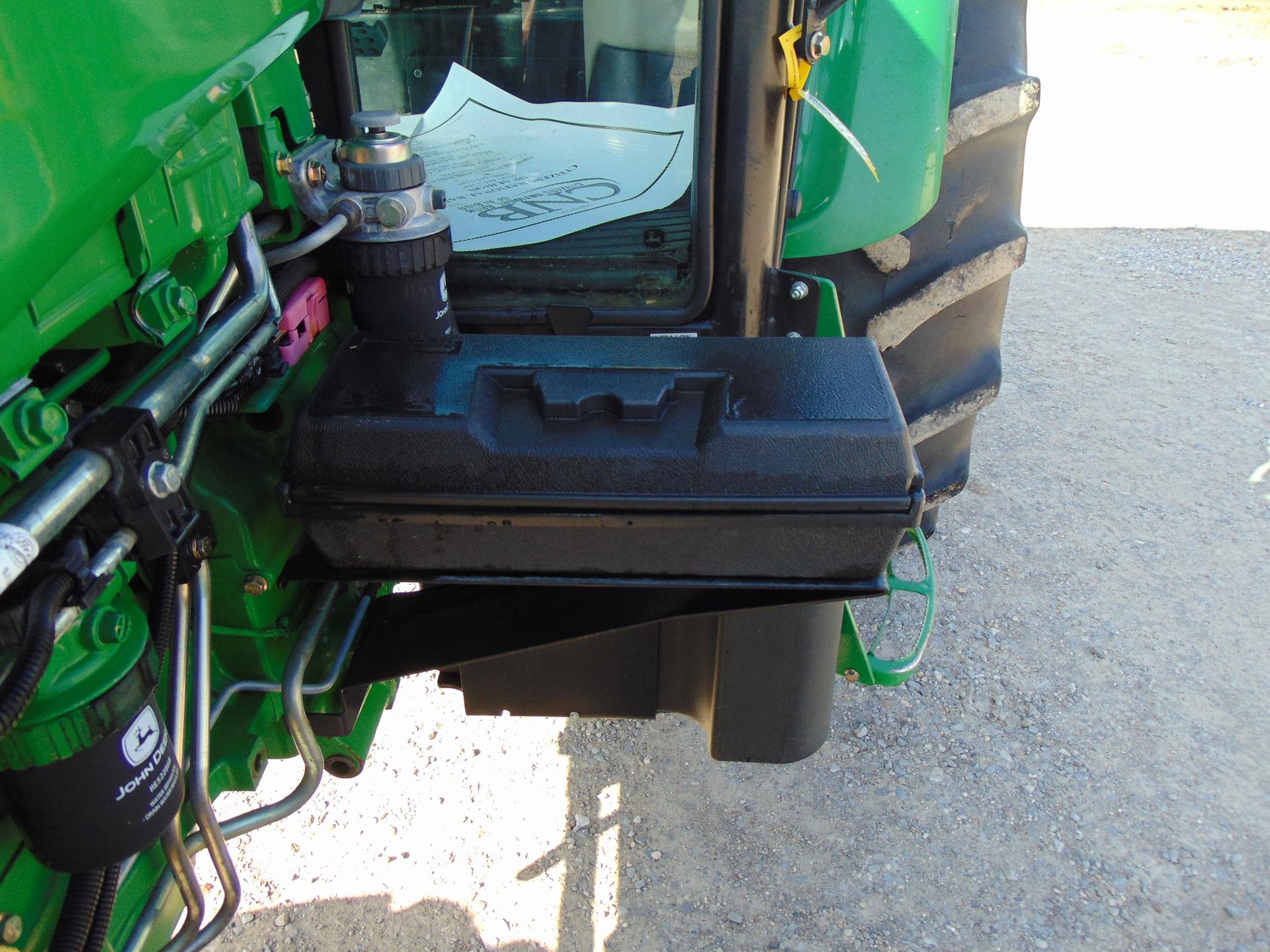 2014 John Deere 5100E Image