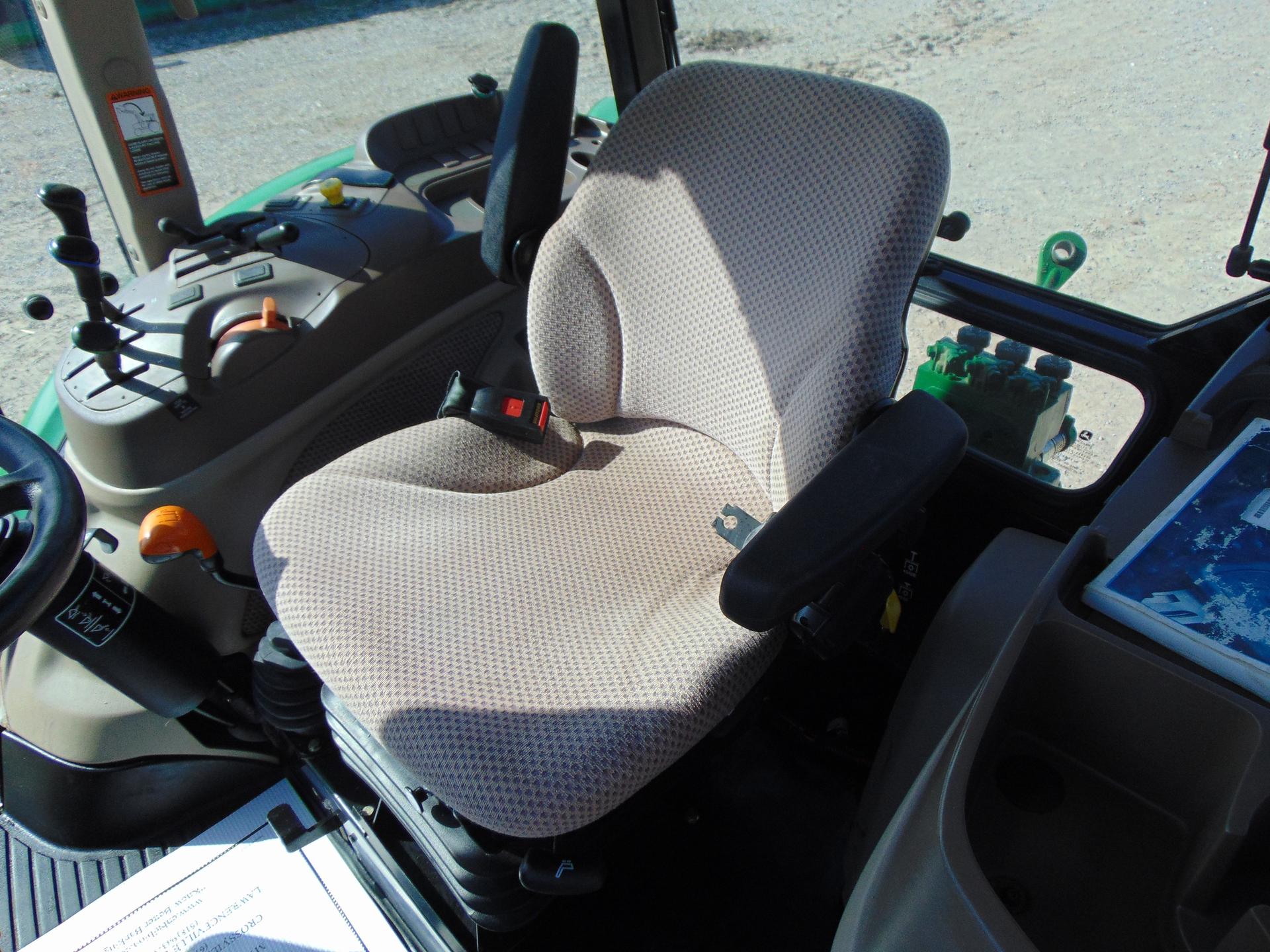 2014 John Deere 5100E Image