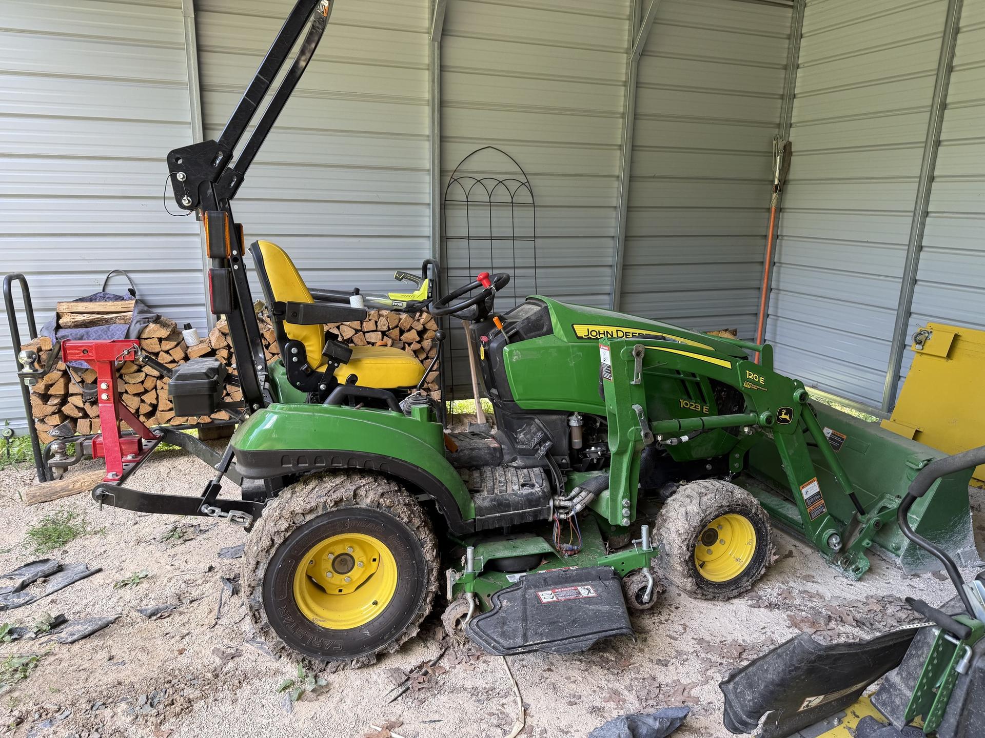 2024 John Deere 1023E Image