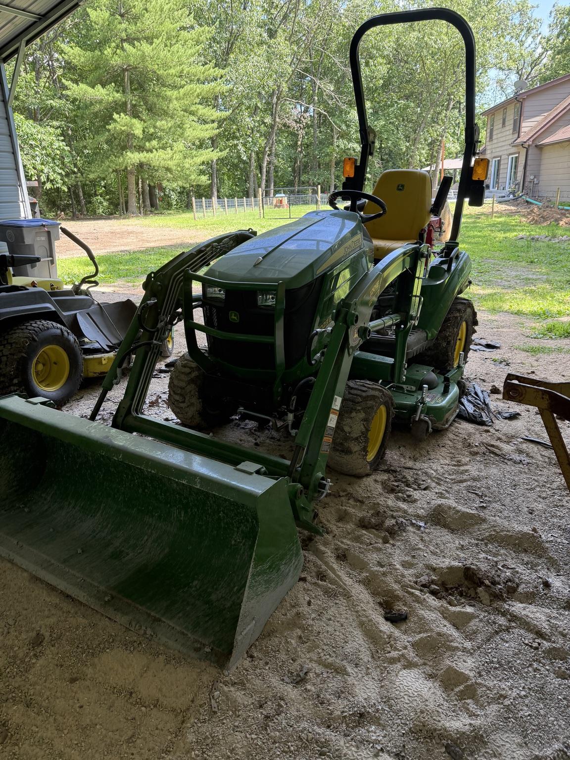 2024 John Deere 1023E Image