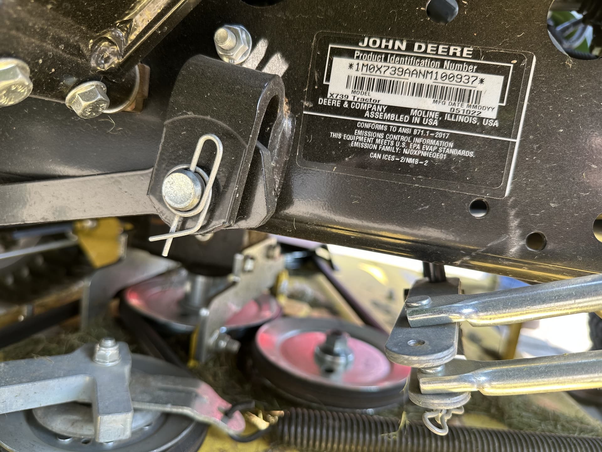 2022 John Deere X739 Image