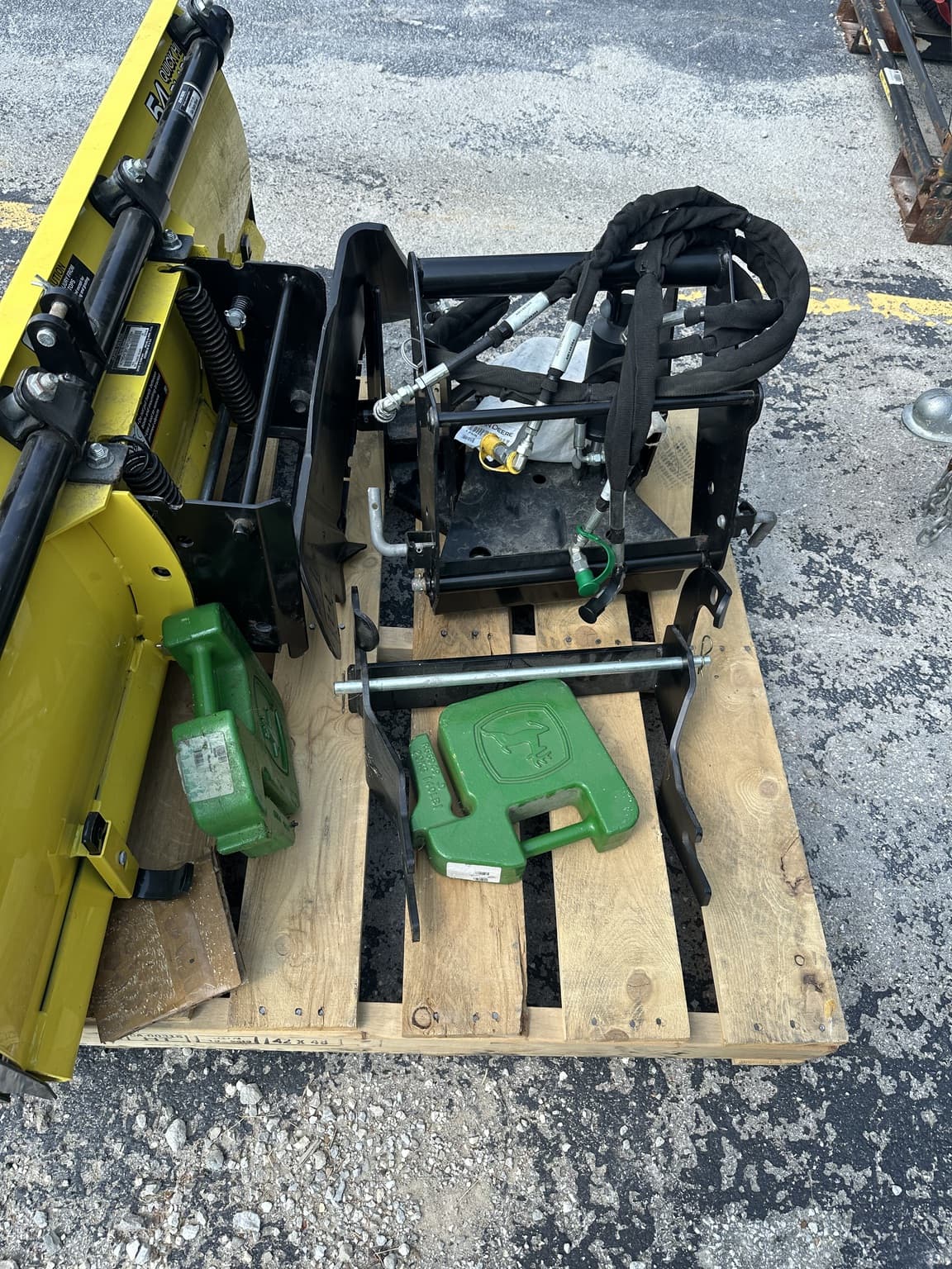 2022 John Deere X739 Image