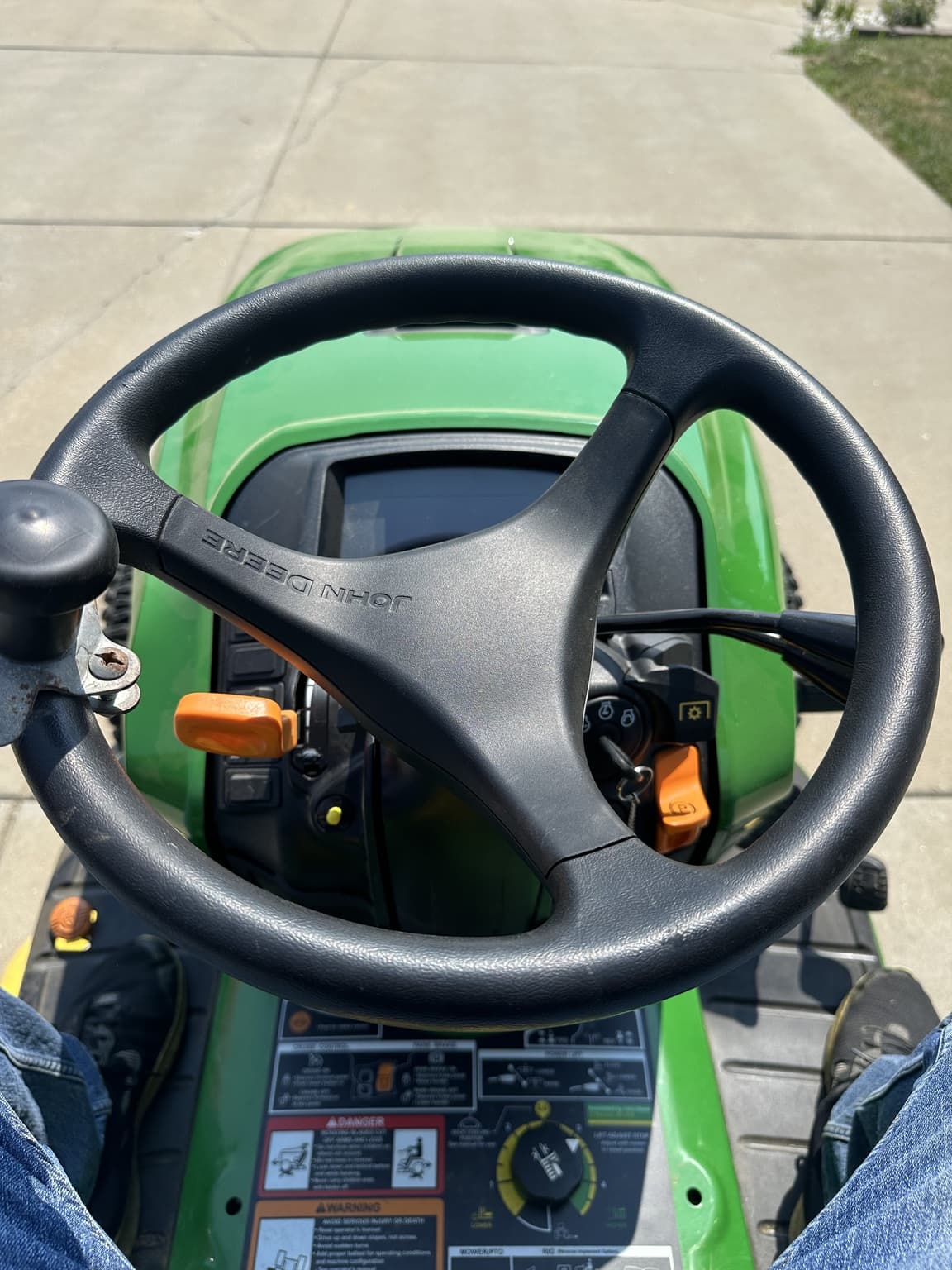 2022 John Deere X739 Image