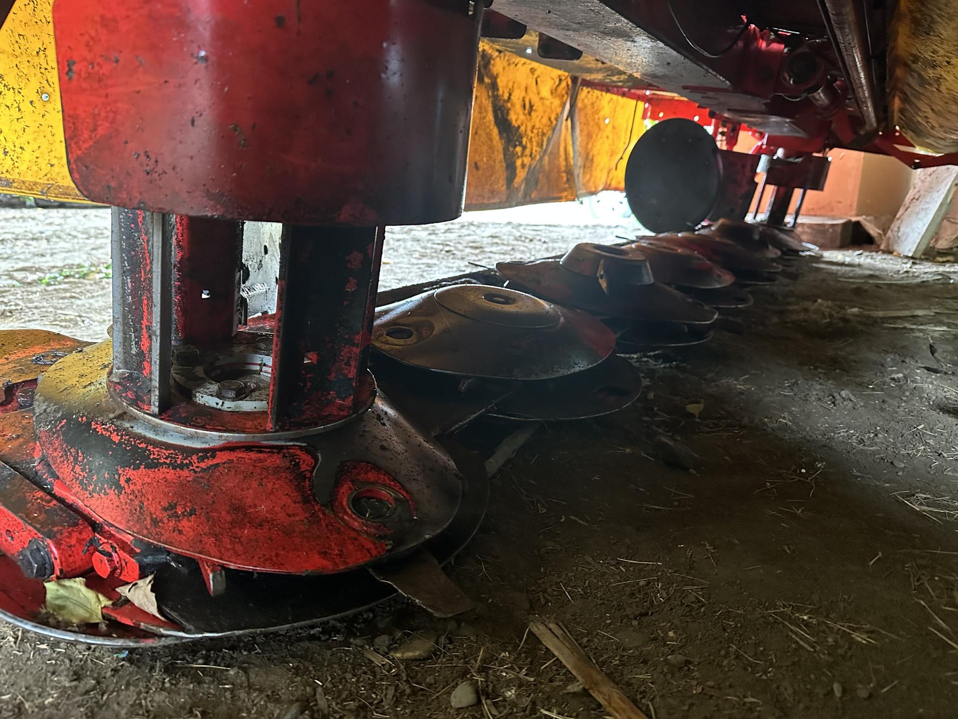 2022 Pottinger NOVACAT 351 ALPHA MOTION PRO Image