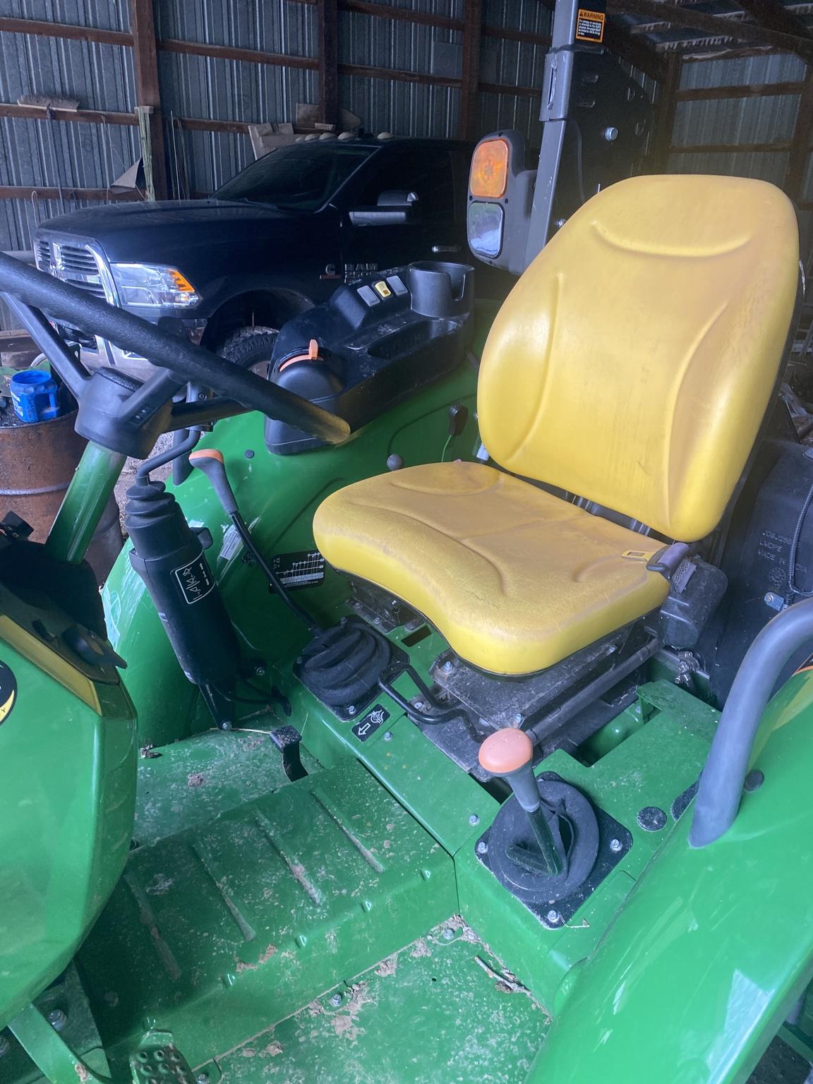 2022 John Deere 5055E Image