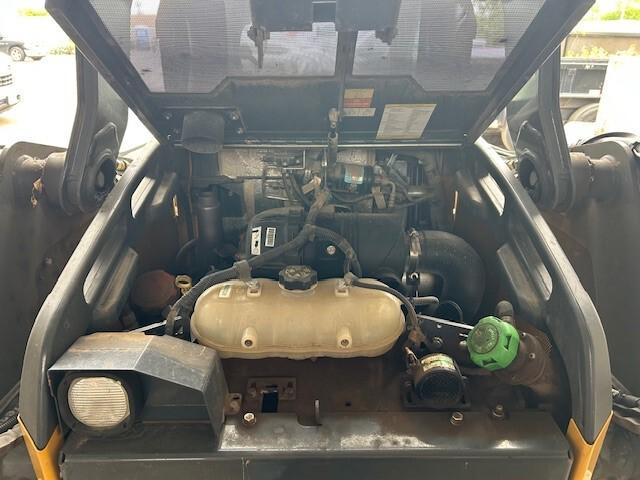 2022 John Deere 325G Image