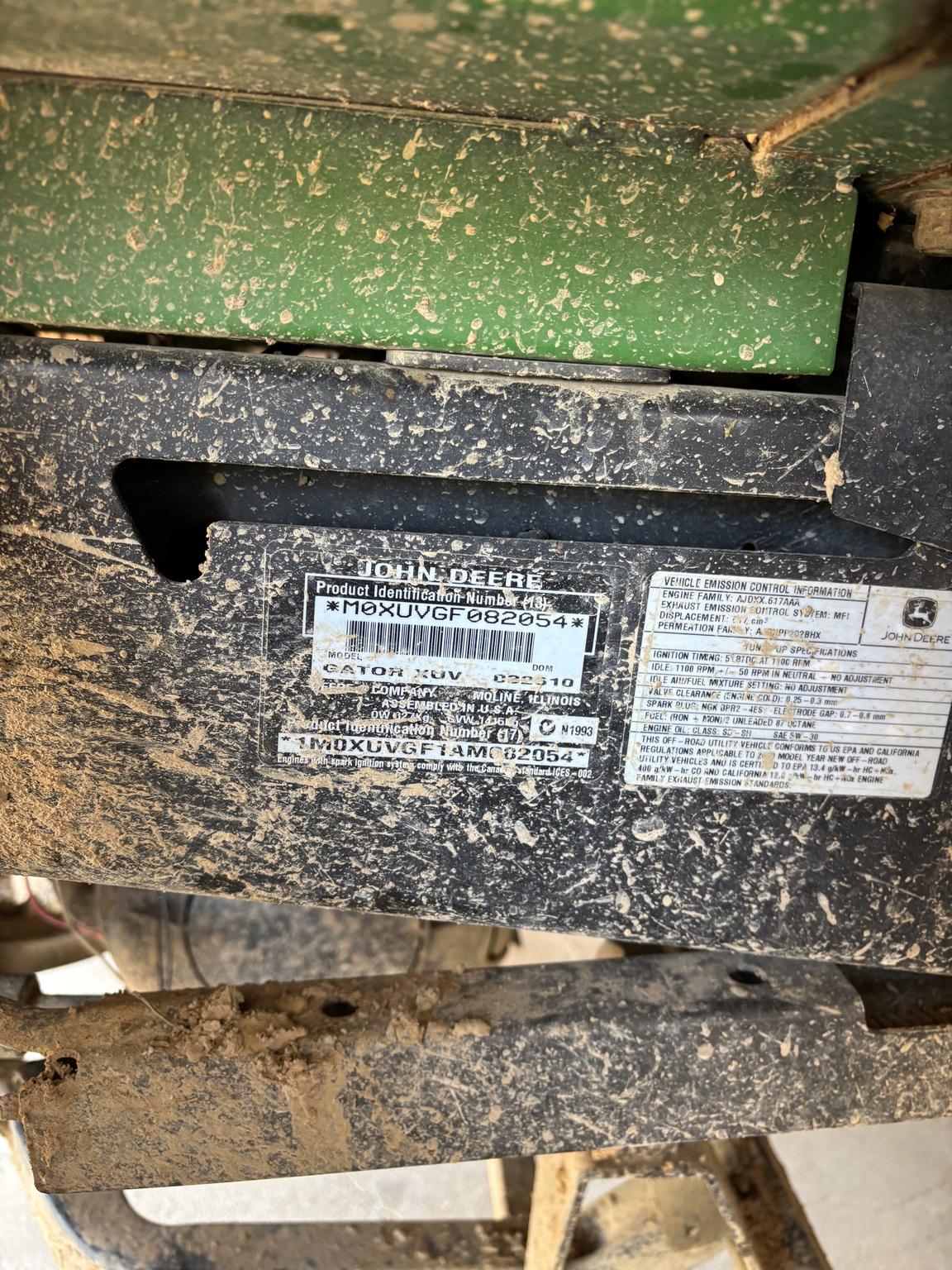 2010 John Deere XUV 620I GREEN Image