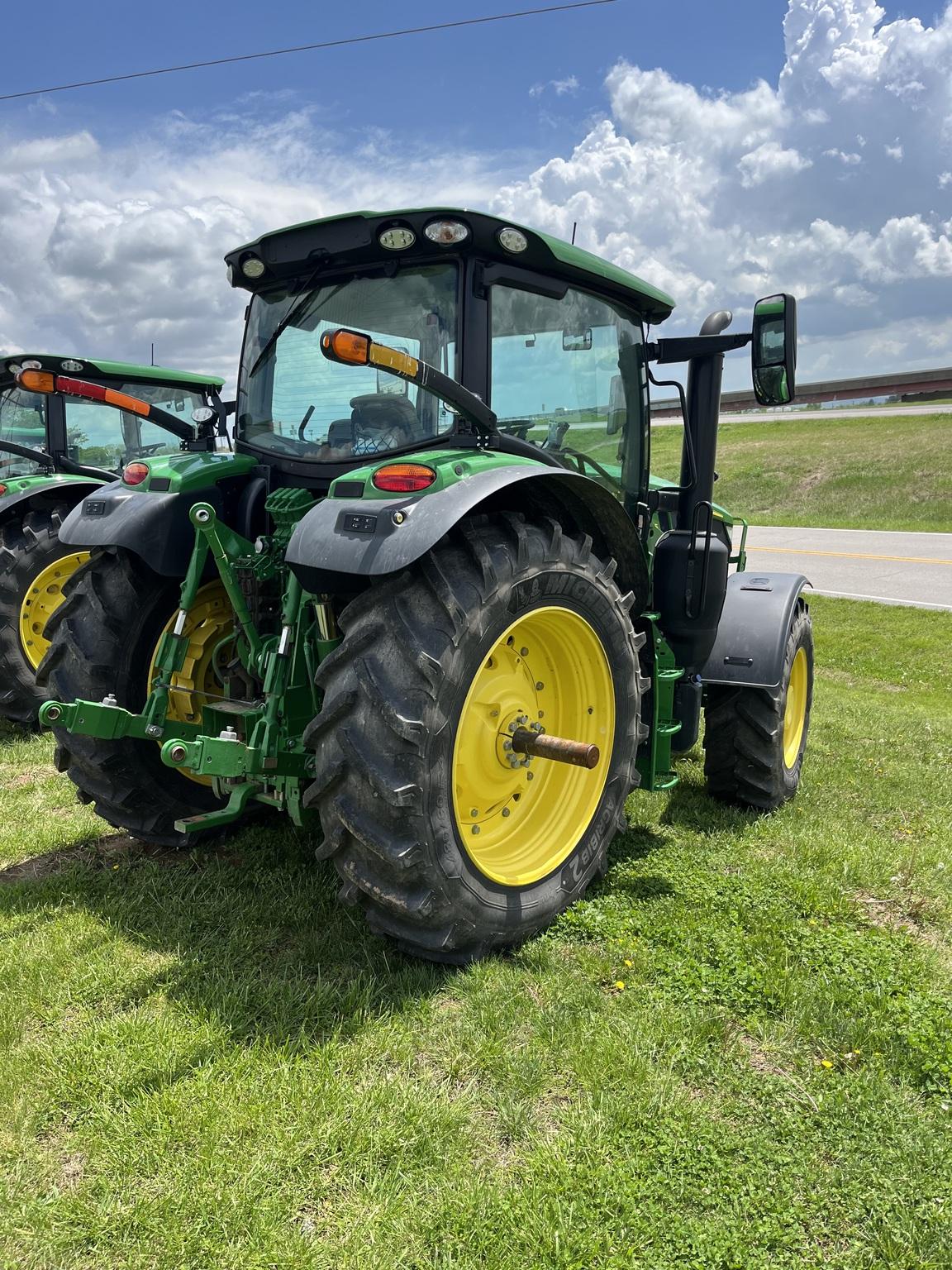 2023 John Deere 6R 155 Image