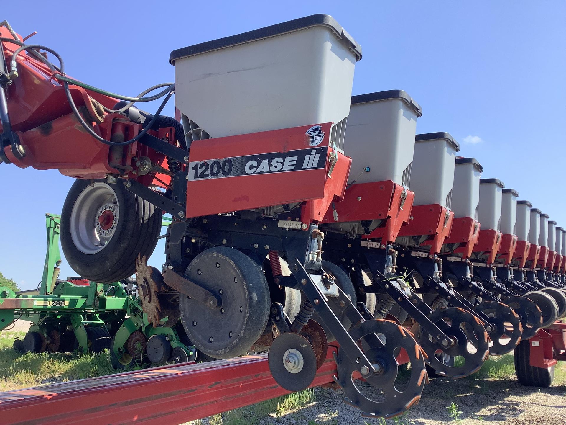 2008 Case IH 1200 Image