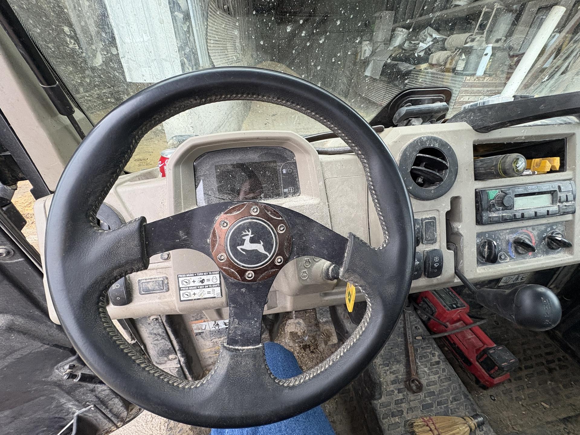 2023 John Deere XUV 835R Image