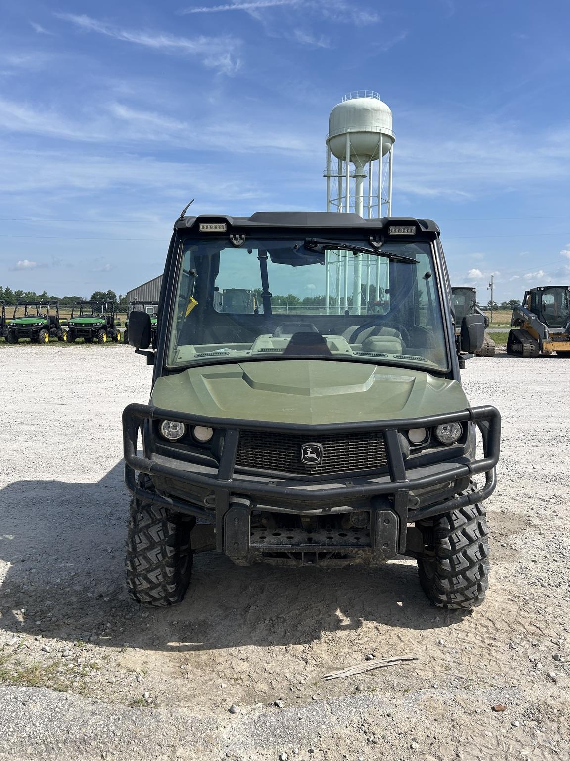2023 John Deere XUV 835R Image