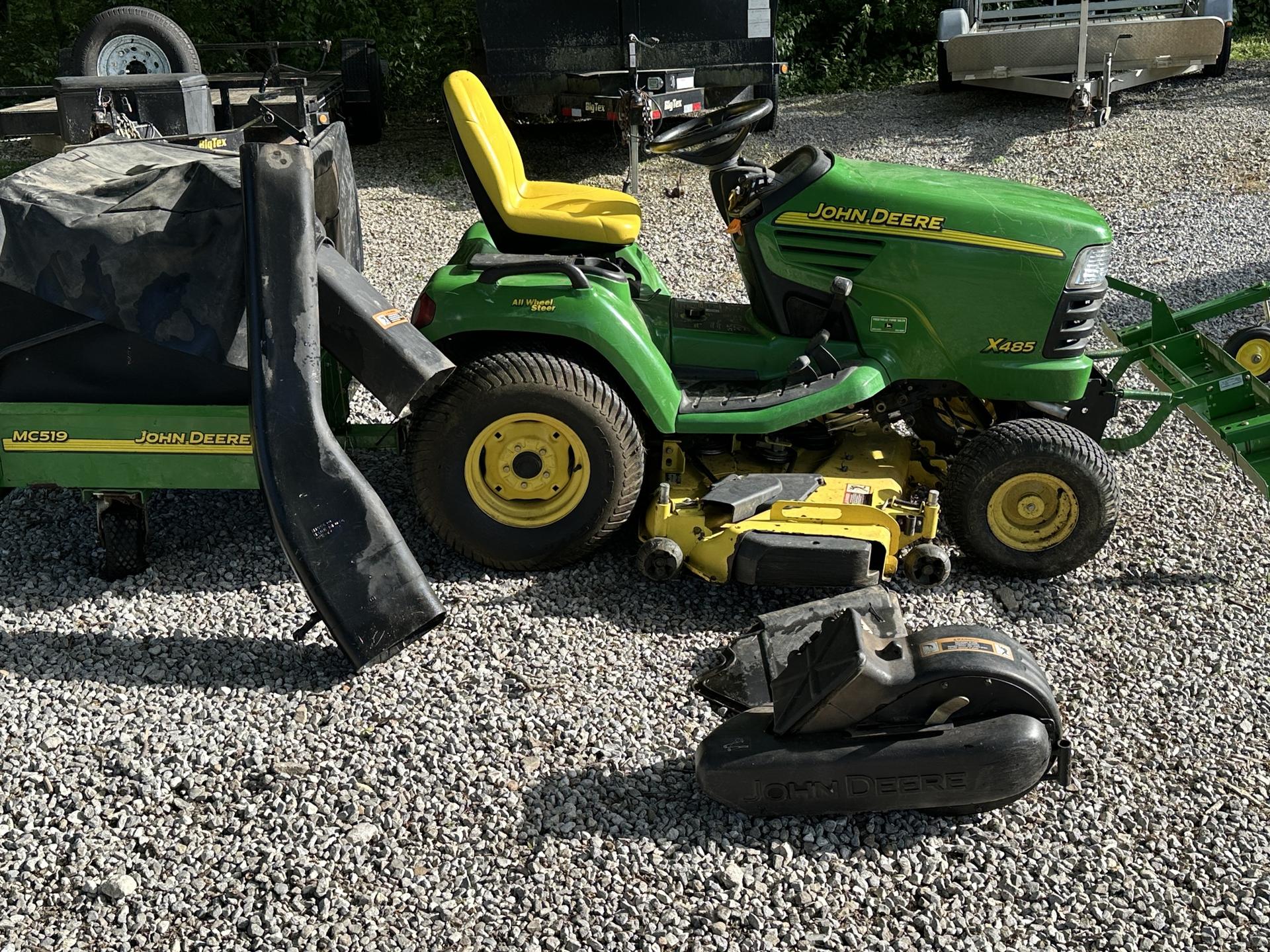 2002 John Deere X485 Image