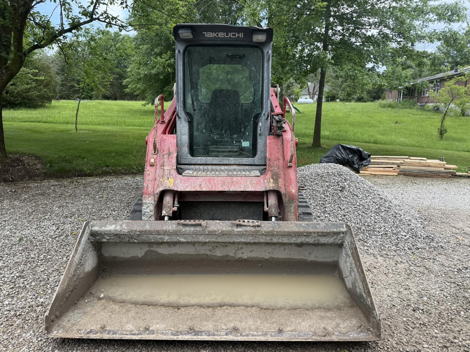 2016 Takeuchi TL12 Image