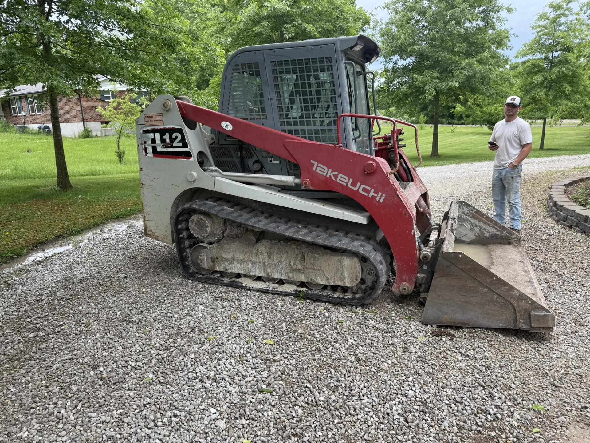2016 Takeuchi TL12 Image