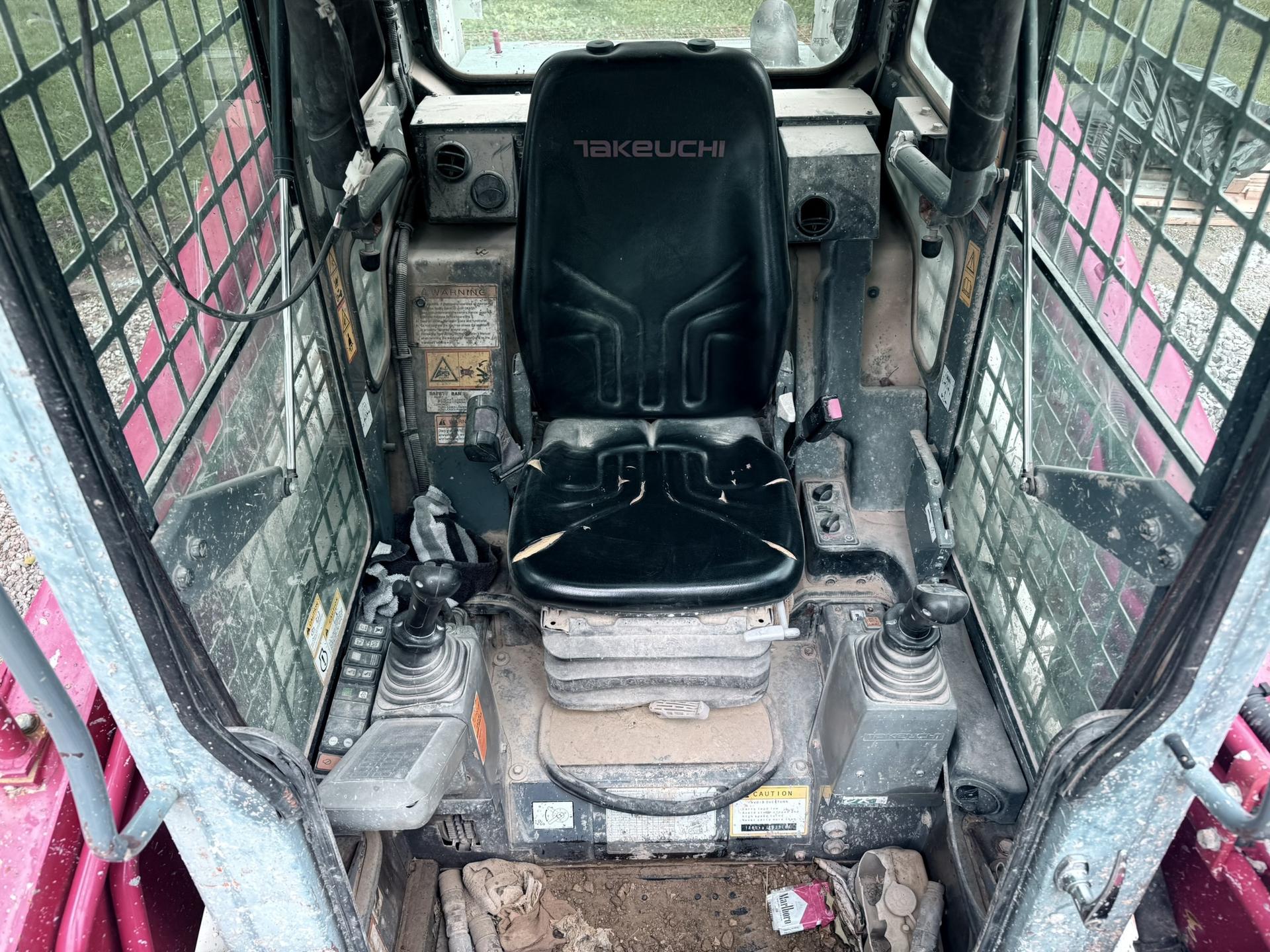 2016 Takeuchi TL12 Image