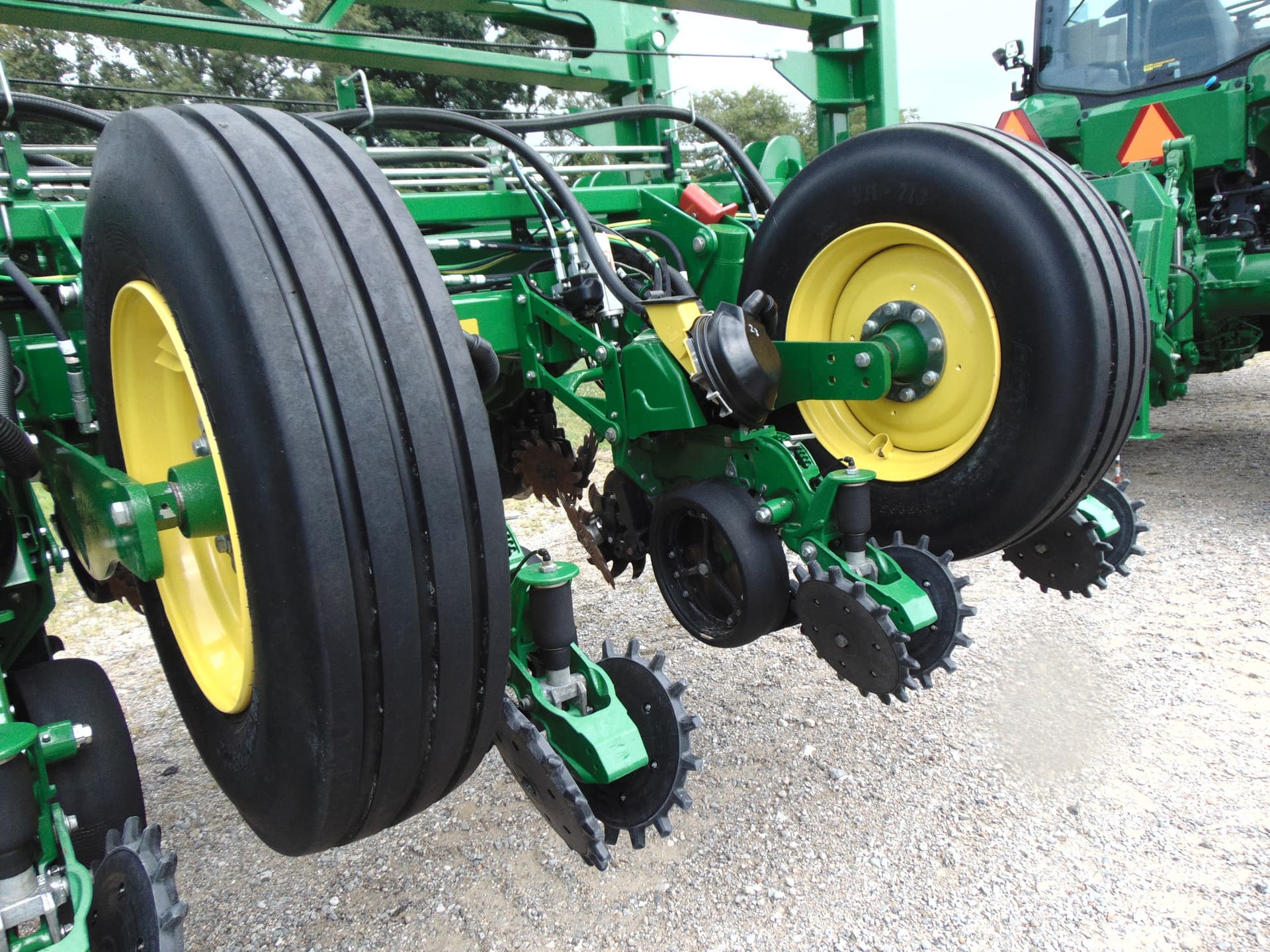 2025 John Deere 1775NT Image