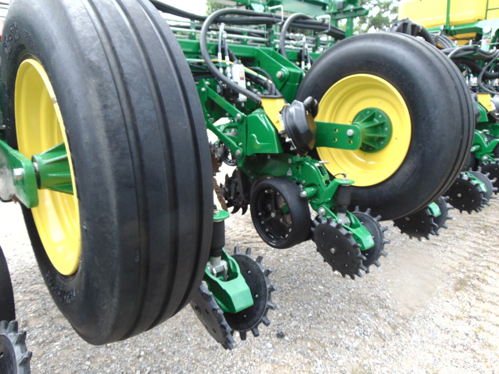 2025 John Deere 1775NT Image