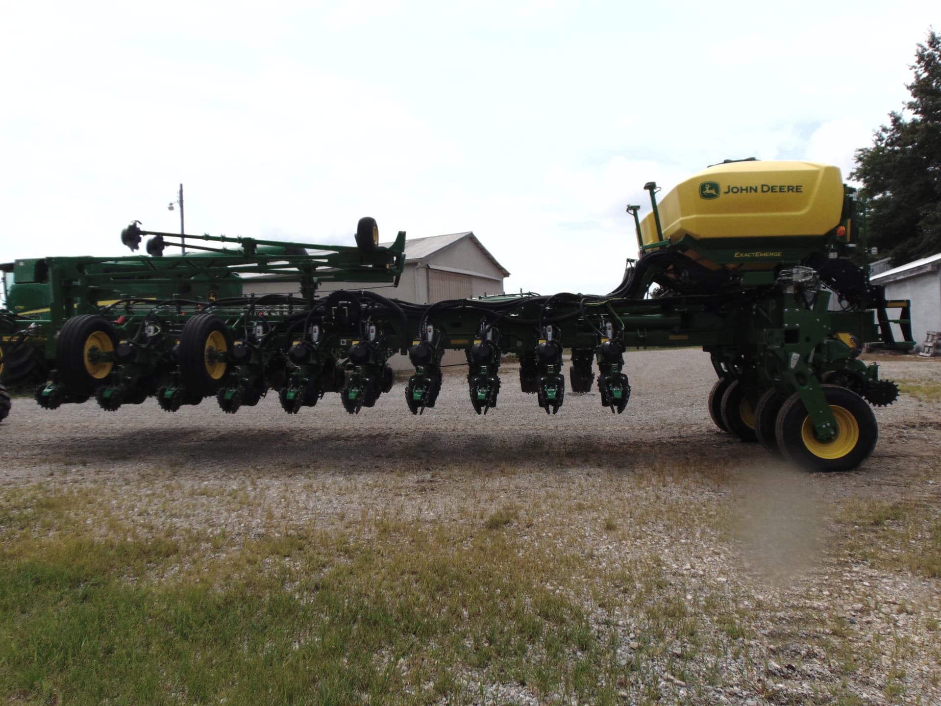2025 John Deere 1775NT Image