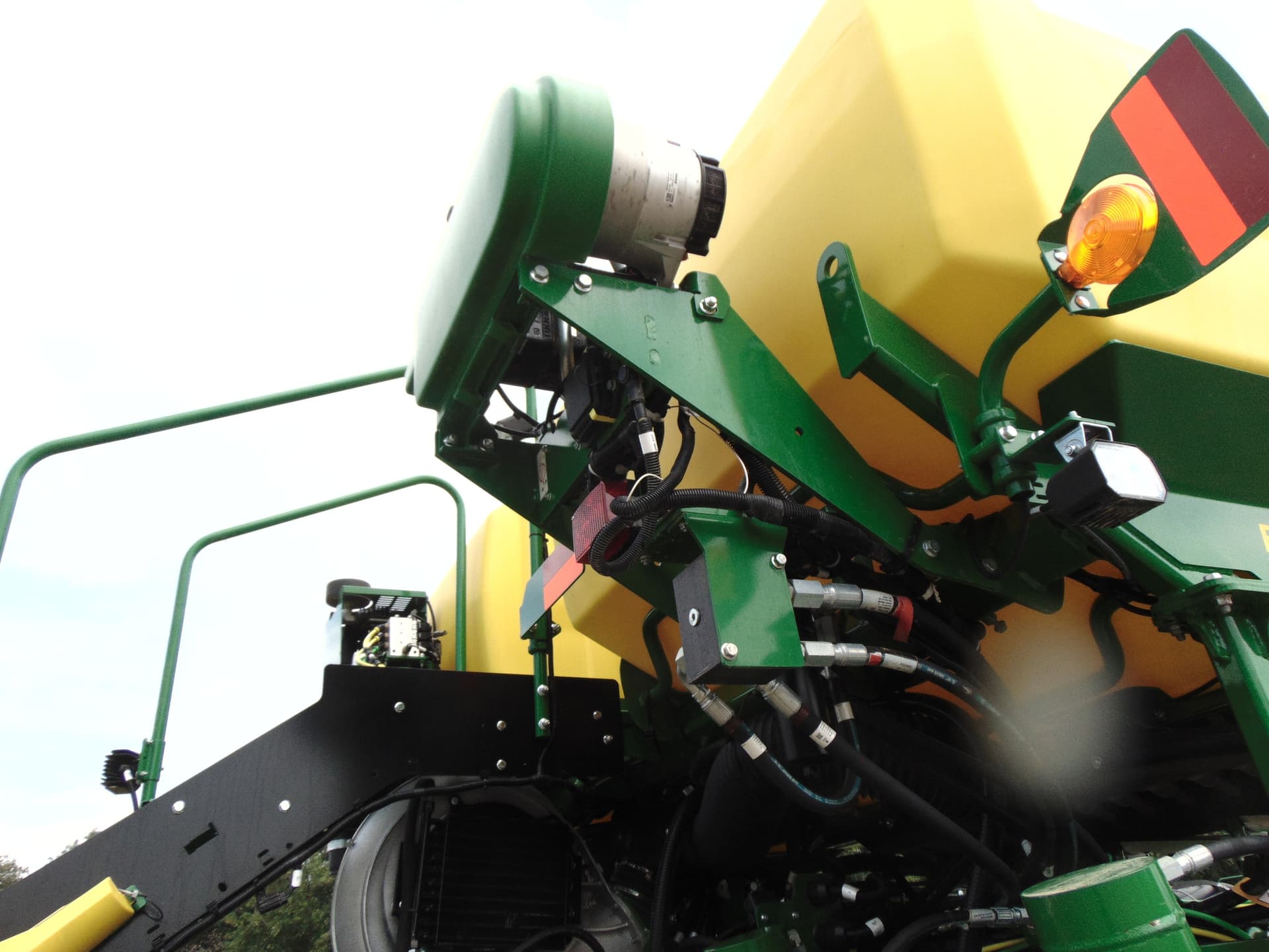 2025 John Deere 1775NT Image