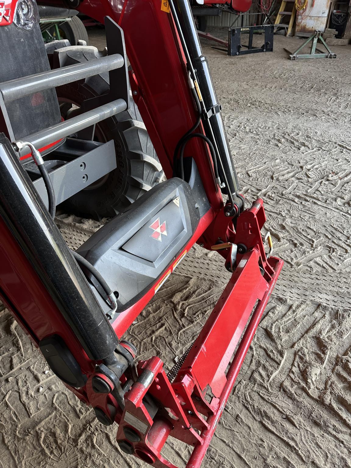 2023 Massey Ferguson 5711 Dyna4 Image
