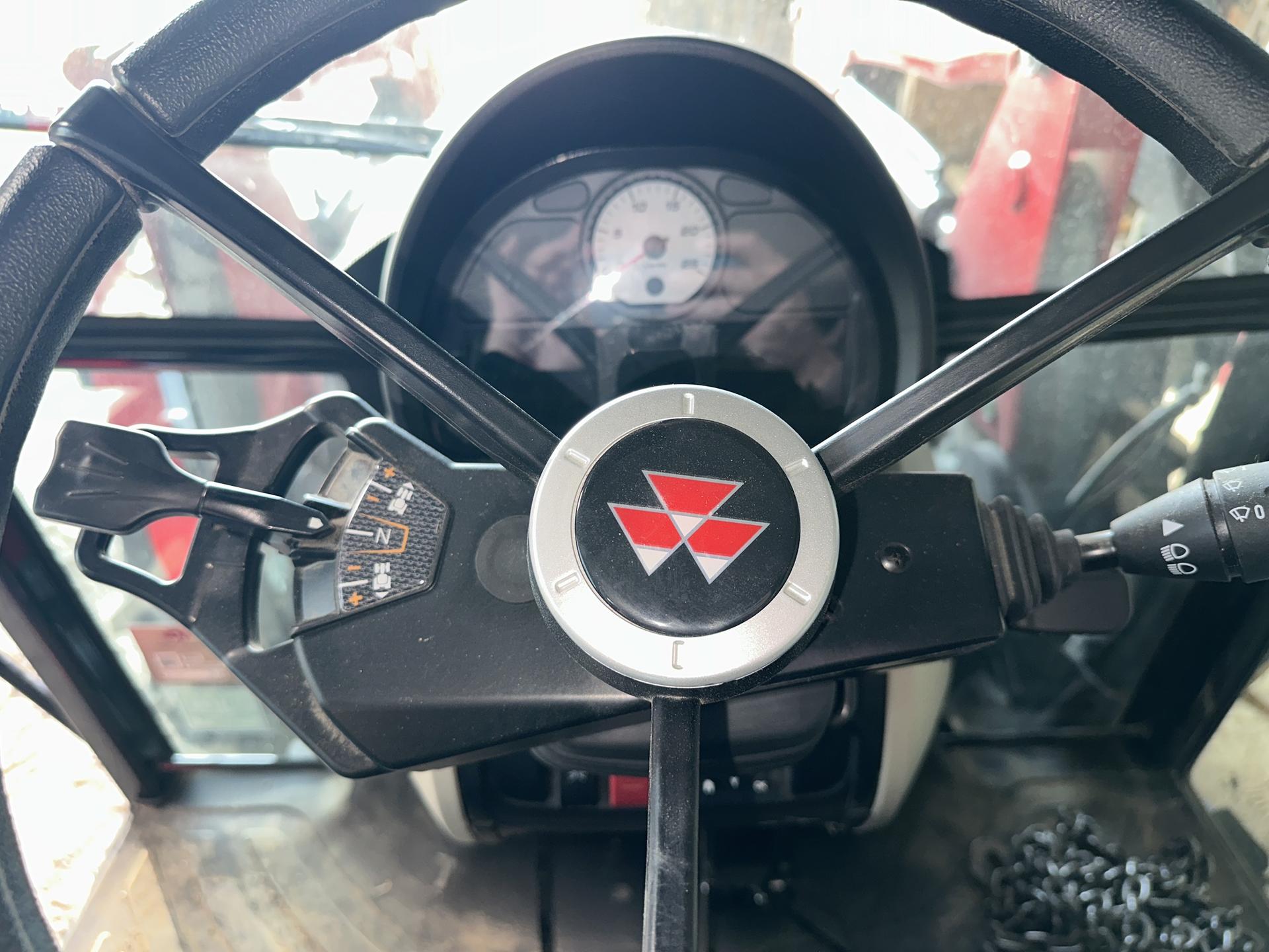 2023 Massey Ferguson 5711 Dyna4 Image