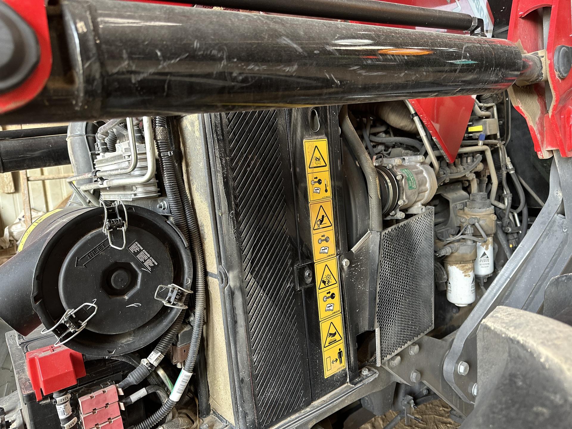 2023 Massey Ferguson 5711 Dyna4 Image